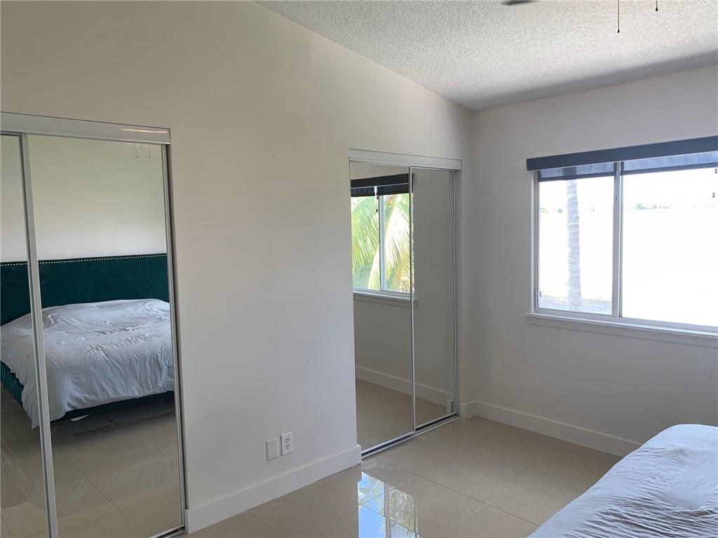 Coral Reef Club - Residential