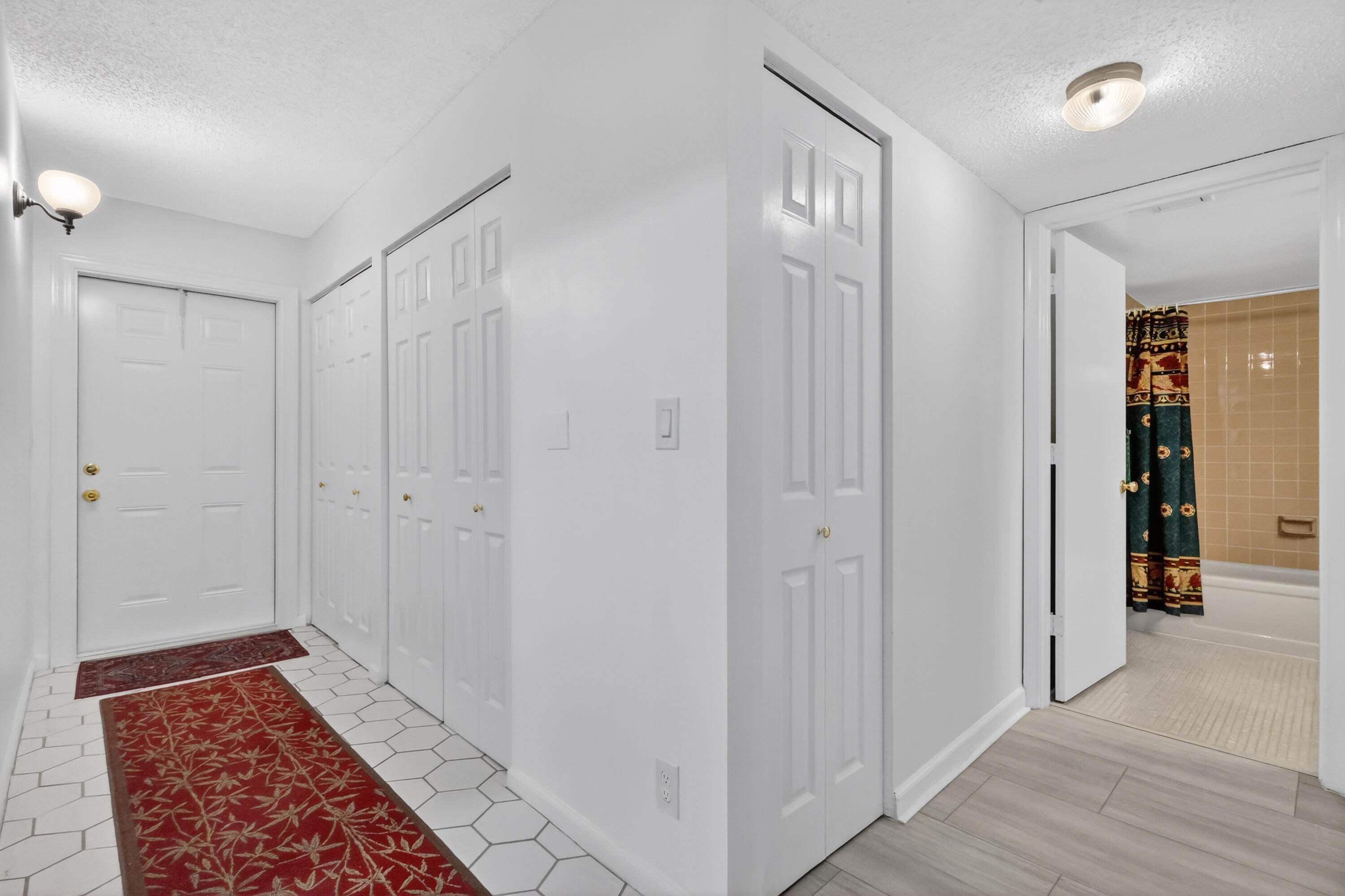 VILLAGES OF ORIOLE BONAIRE - Residential