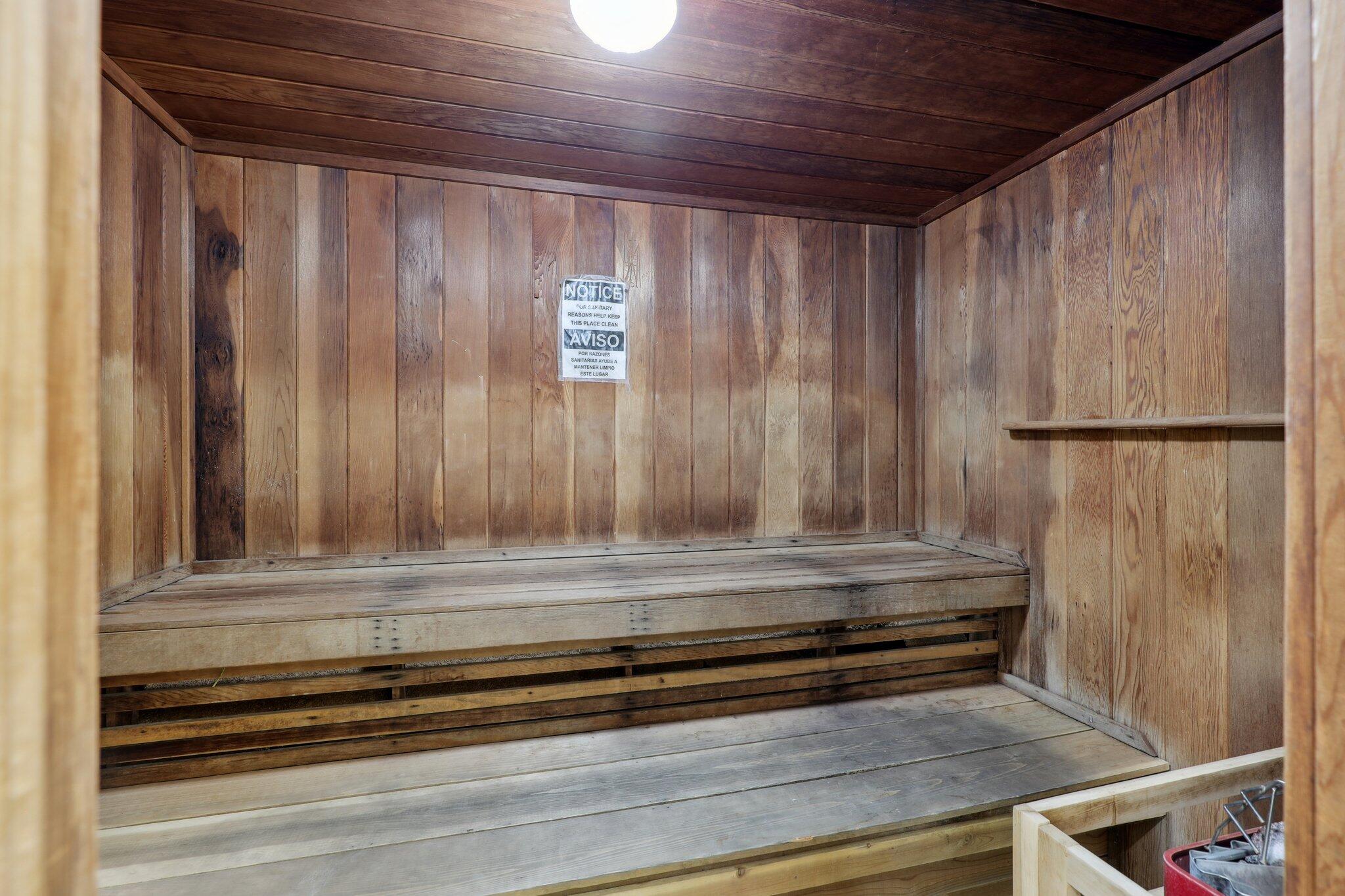 VILLAGES OF ORIOLE BONAIRE - Residential