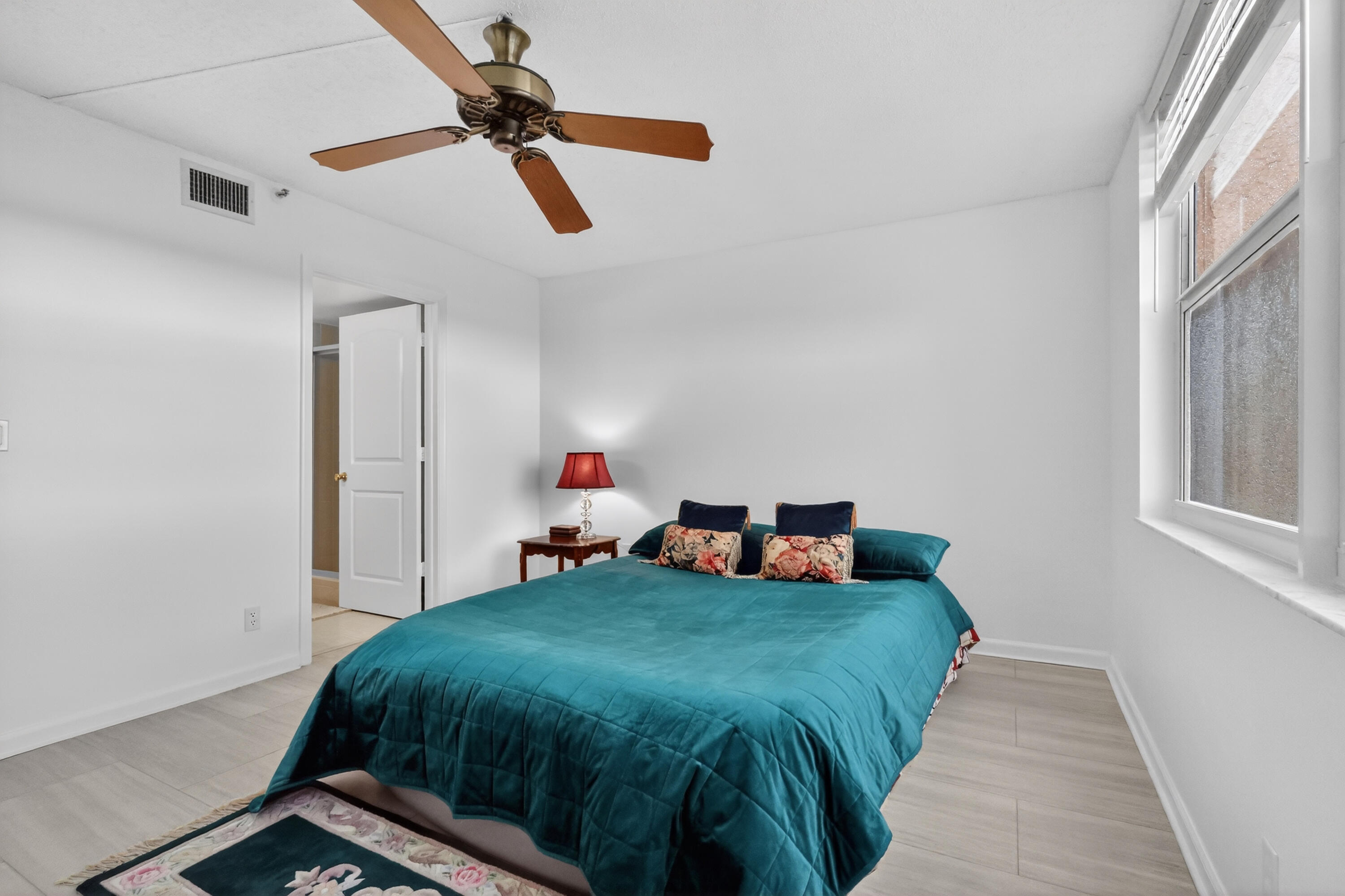 VILLAGES OF ORIOLE BONAIRE - Residential