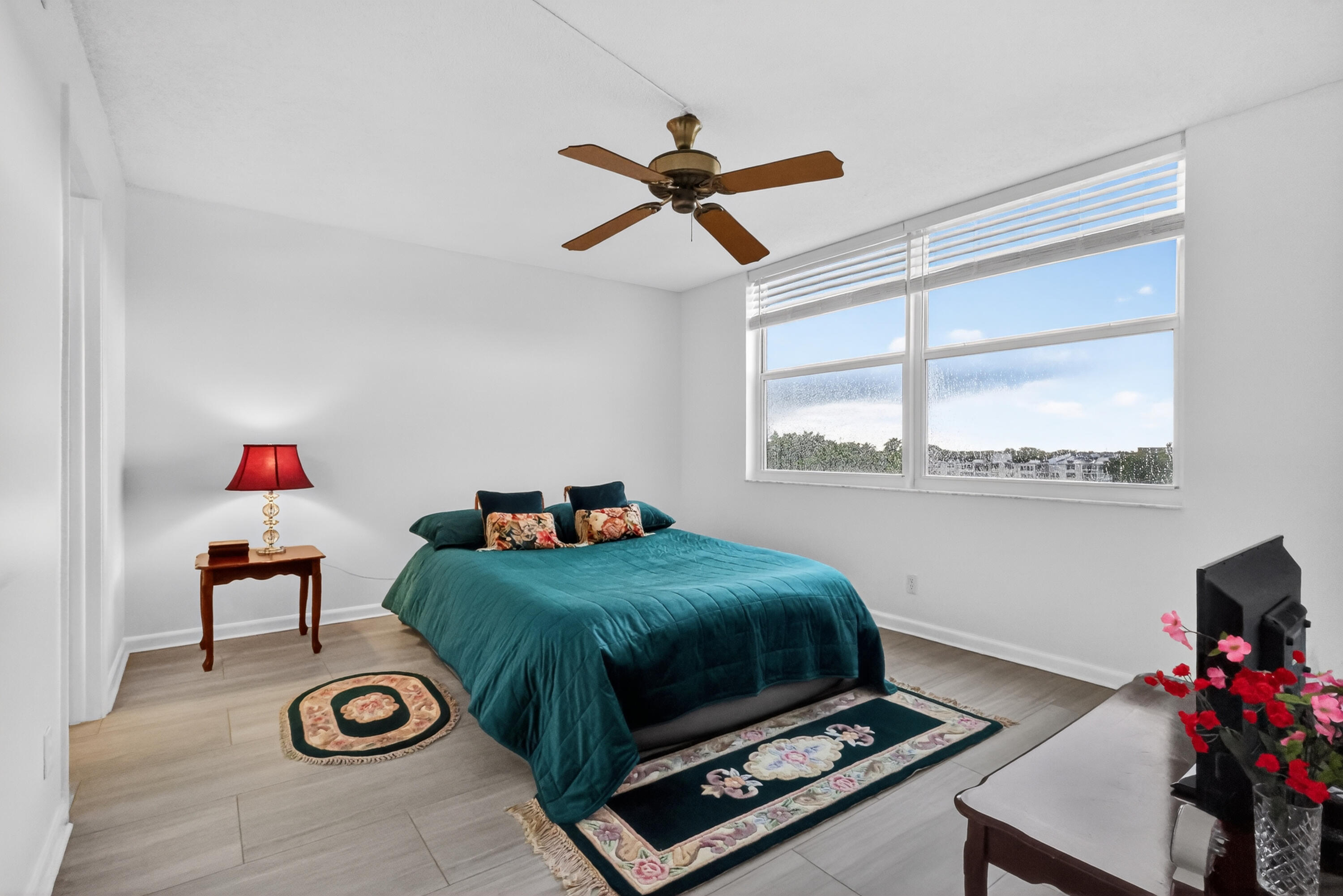 VILLAGES OF ORIOLE BONAIRE - Residential