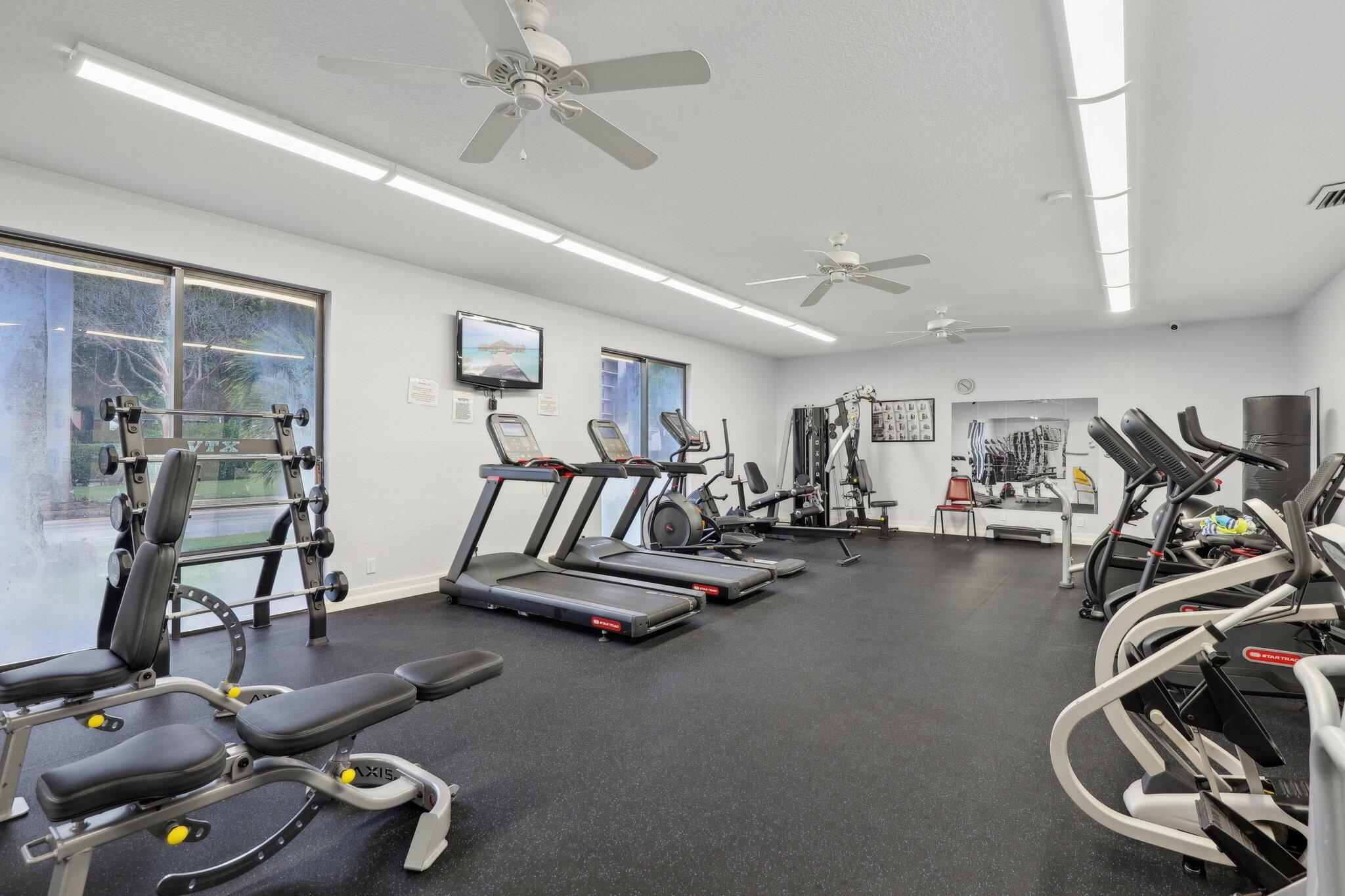 VILLAGES OF ORIOLE BONAIRE - Residential