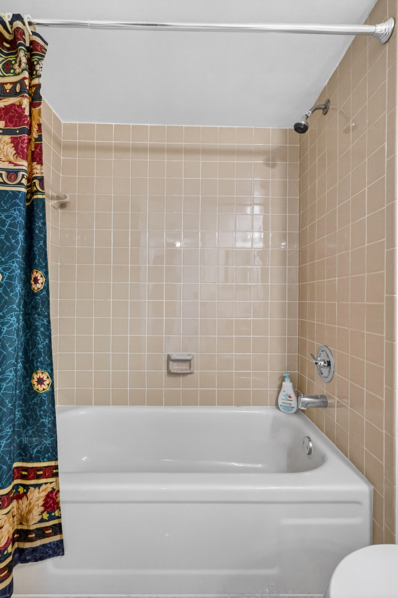 VILLAGES OF ORIOLE BONAIRE - Residential