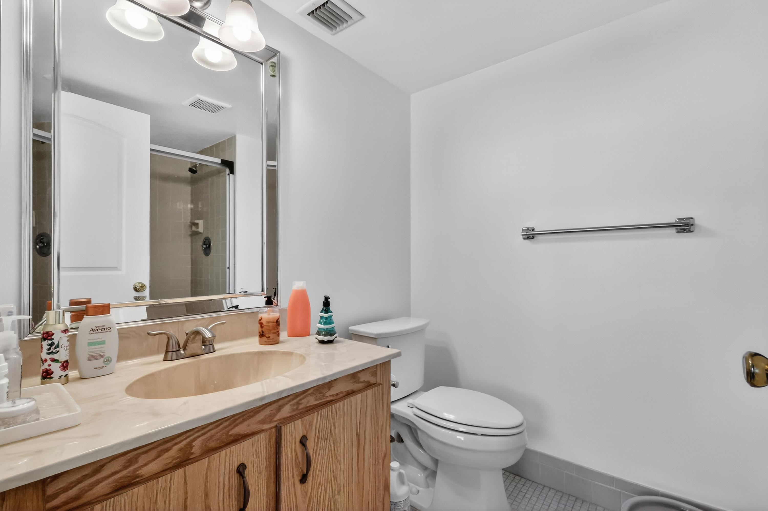 VILLAGES OF ORIOLE BONAIRE - Residential