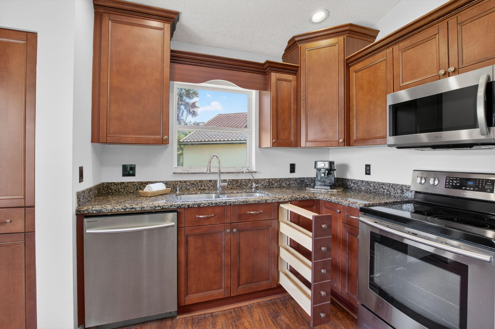 Newport Cove - Residential
