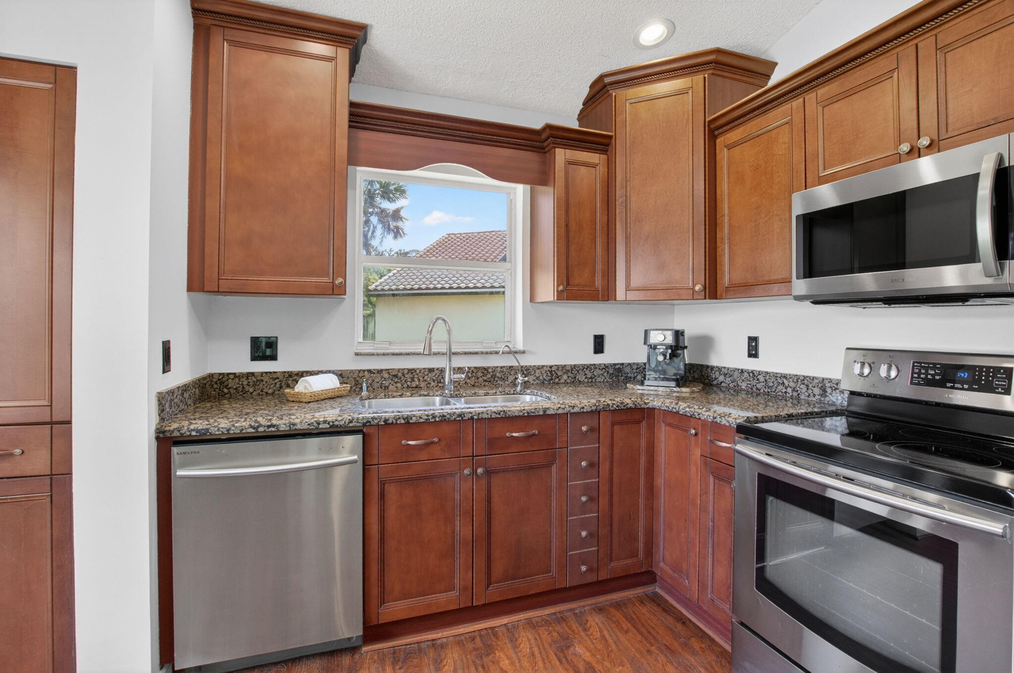 Newport Cove - Residential