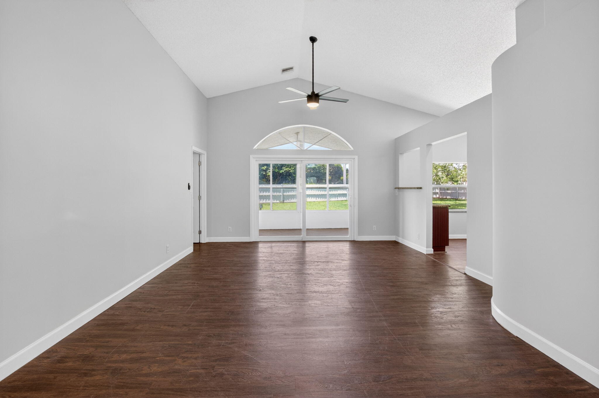 Newport Cove - Residential