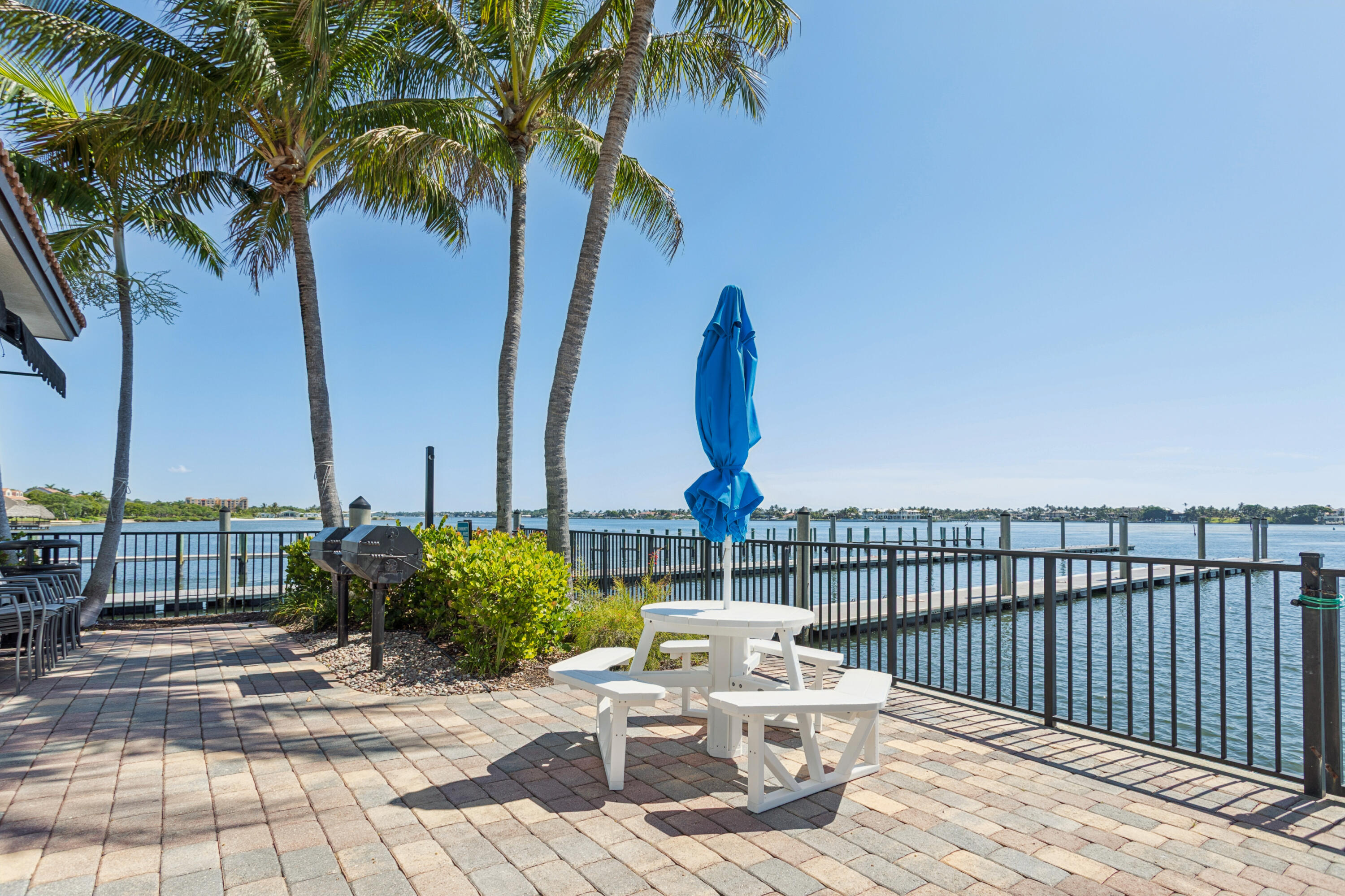 PENINSULA ON THE INTRACOASTAL - Residential