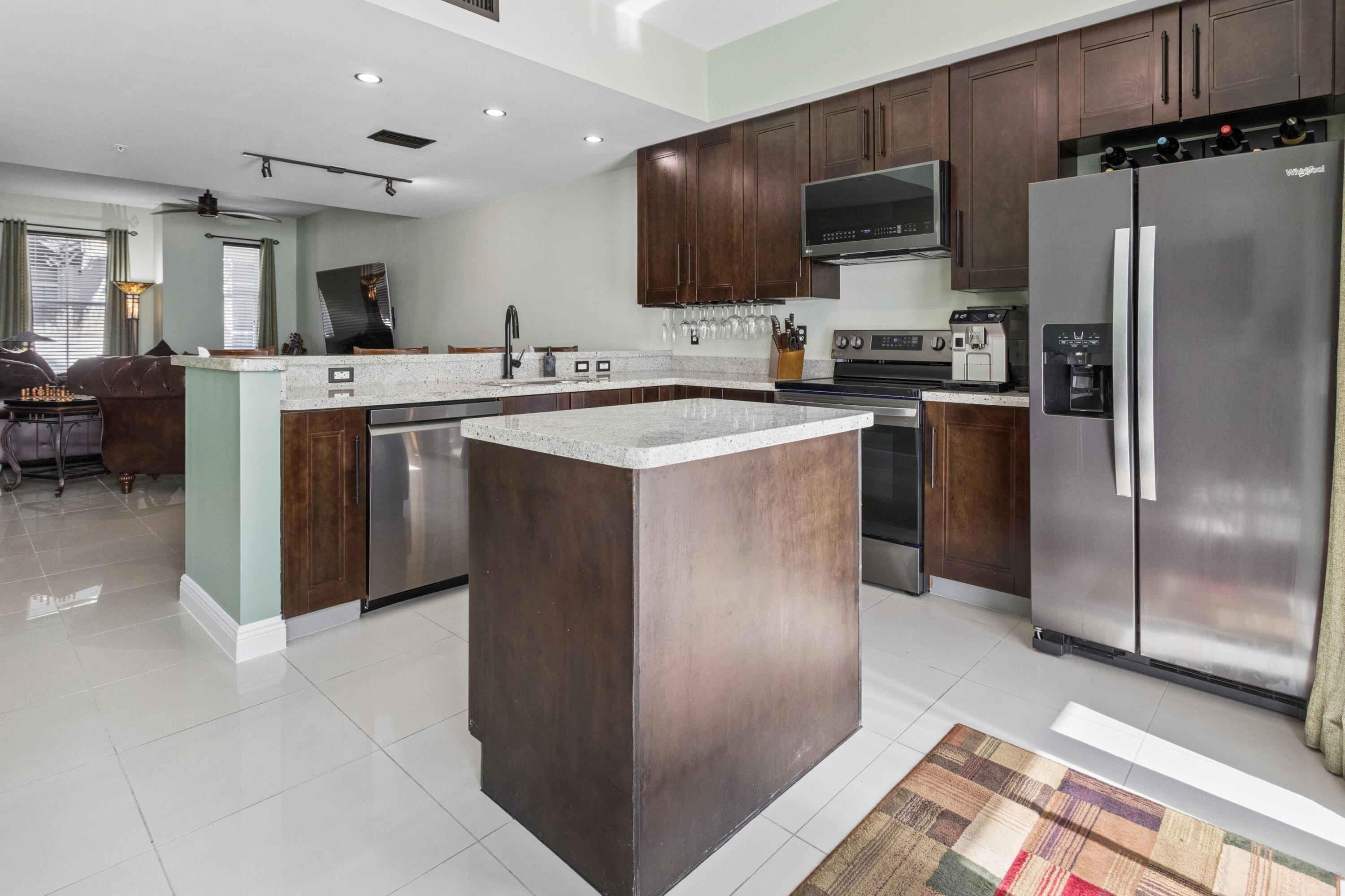 PENINSULA ON THE INTRACOASTAL - Residential