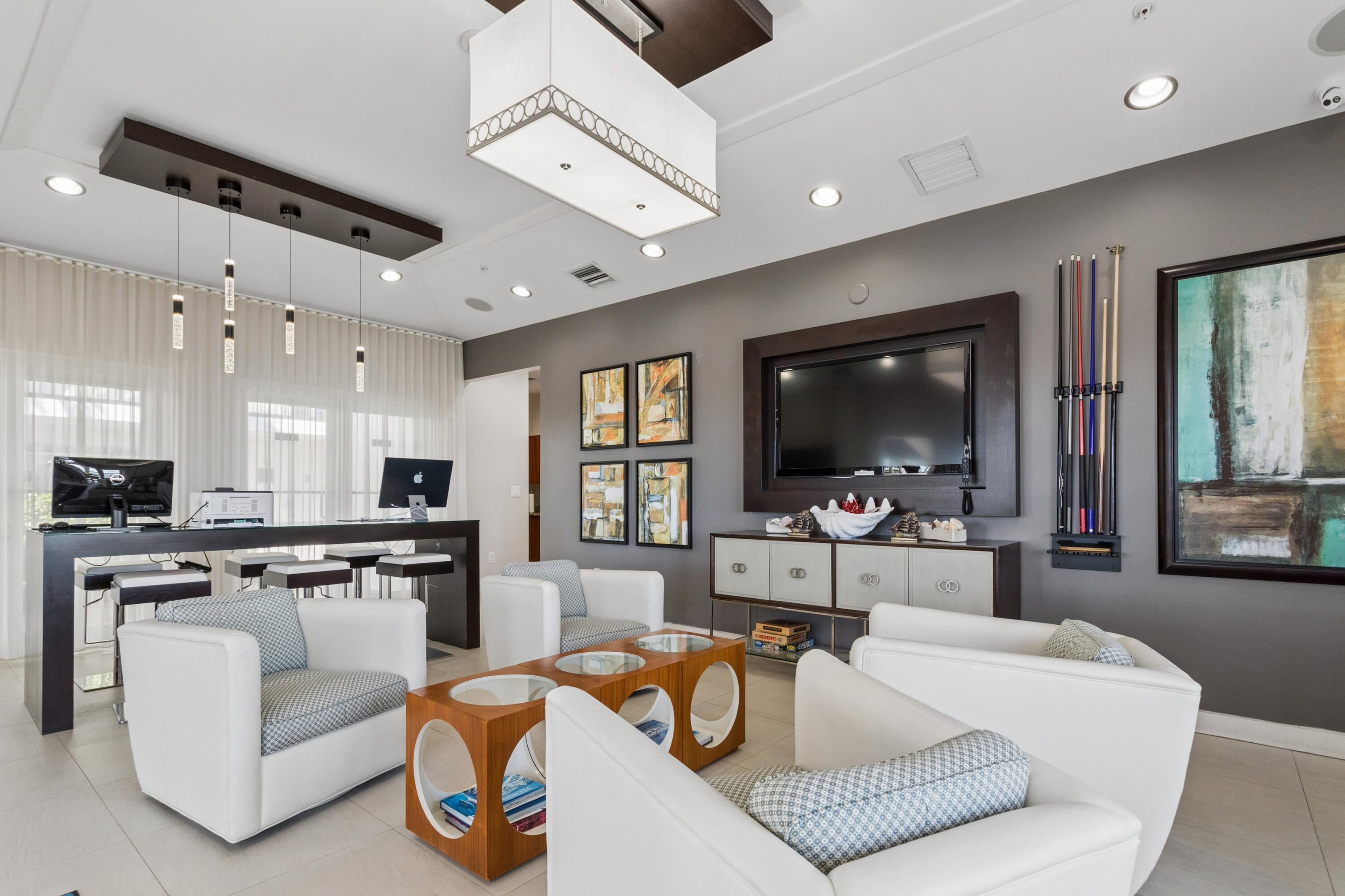 PENINSULA ON THE INTRACOASTAL - Residential