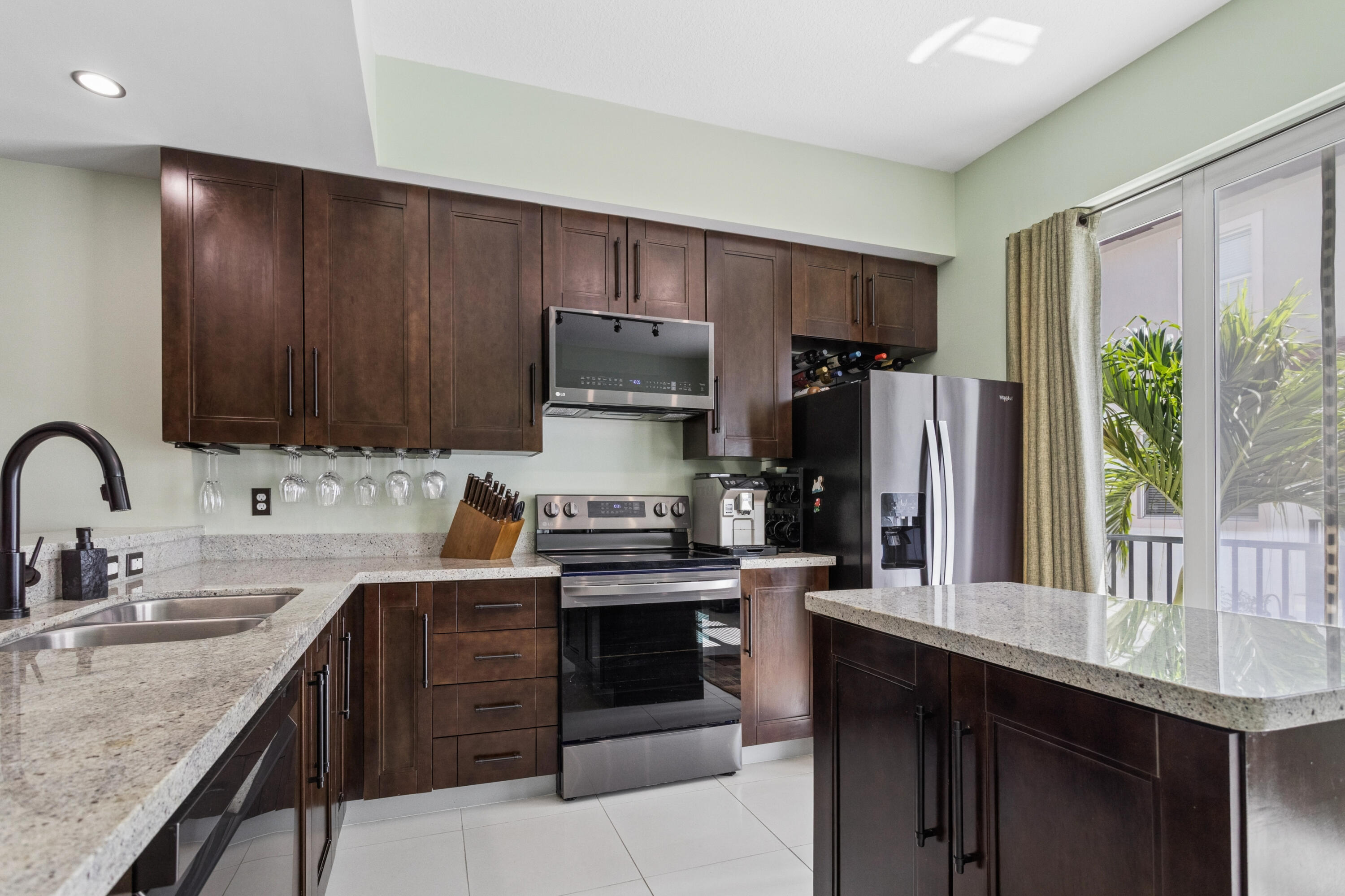 PENINSULA ON THE INTRACOASTAL - Residential