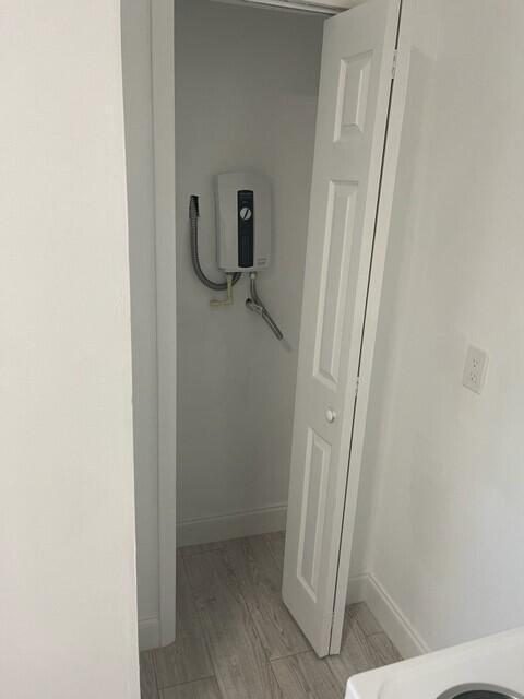 LAKEWOOD GARDENS PL 1 IN - Residential Lease
