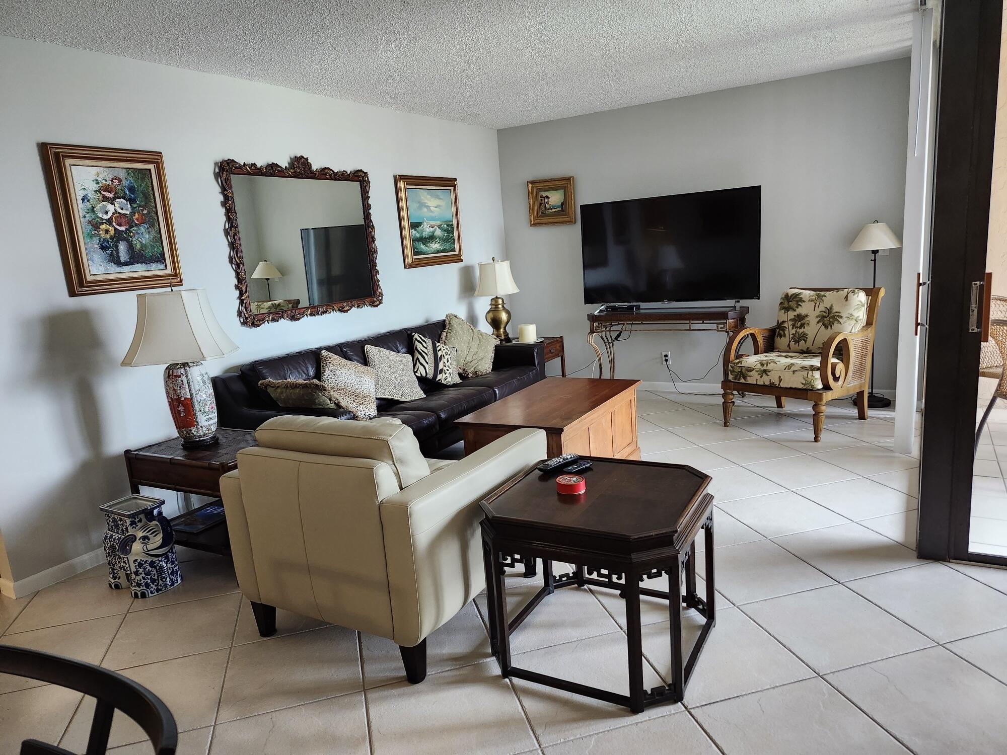 LAVERS DELRAY RACQUET CLU - Residential