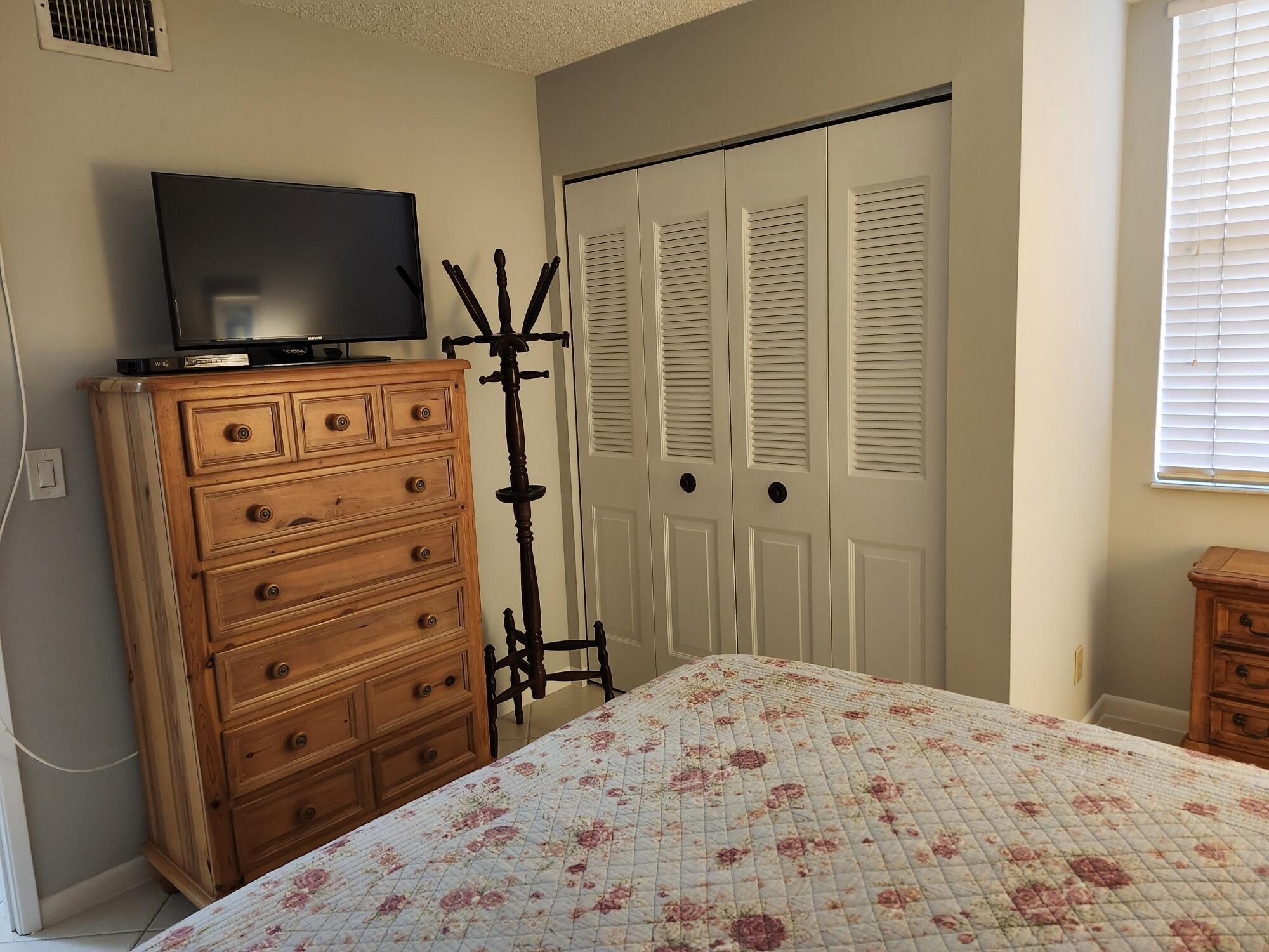 LAVERS DELRAY RACQUET CLU - Residential