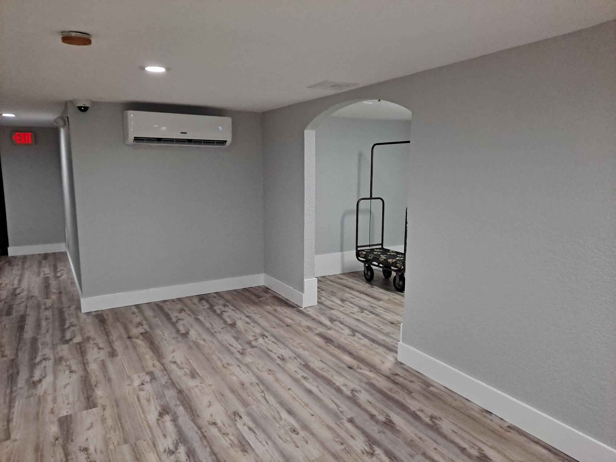 LAVERS DELRAY RACQUET CLU - Residential