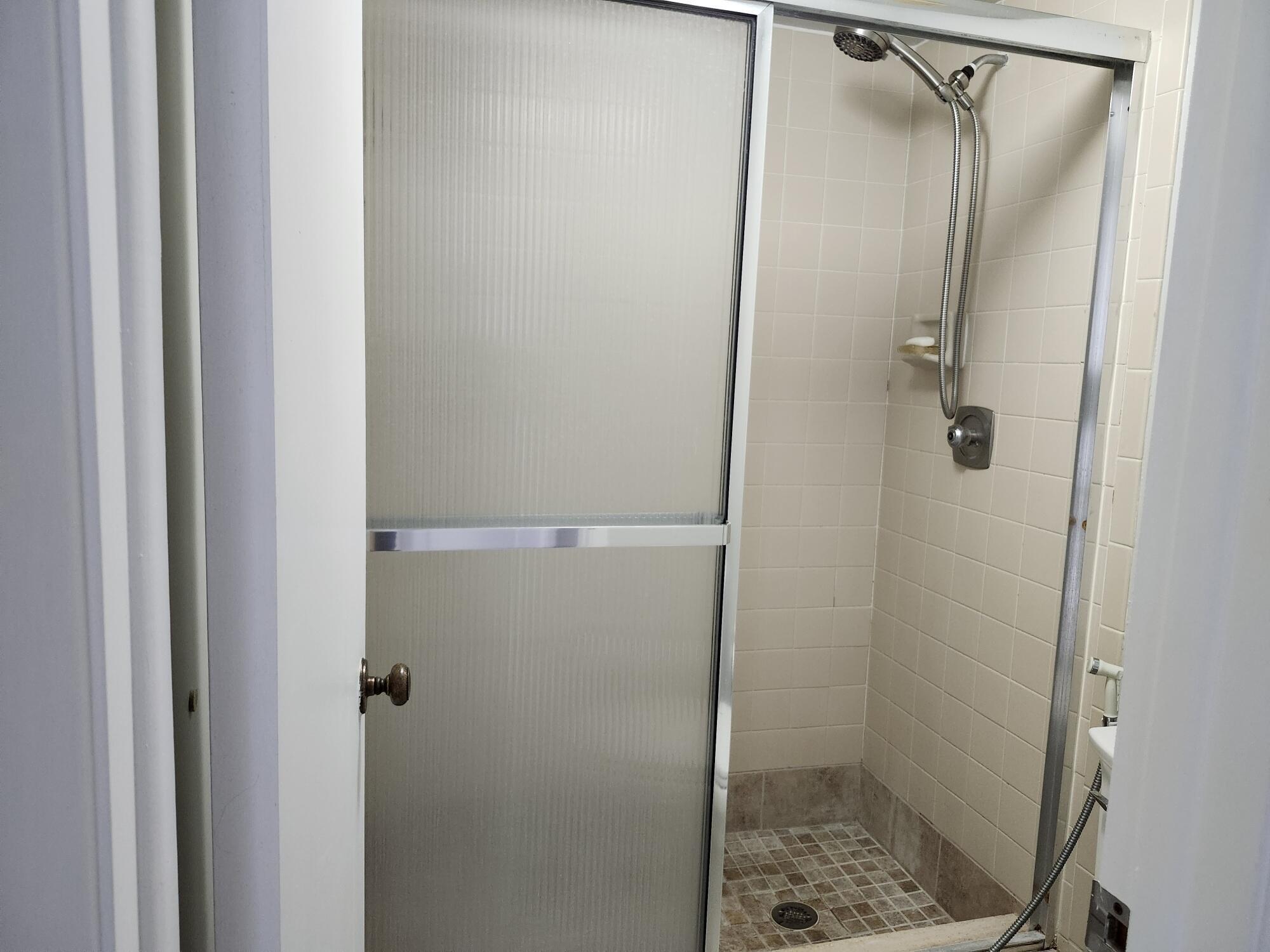 LAVERS DELRAY RACQUET CLU - Residential