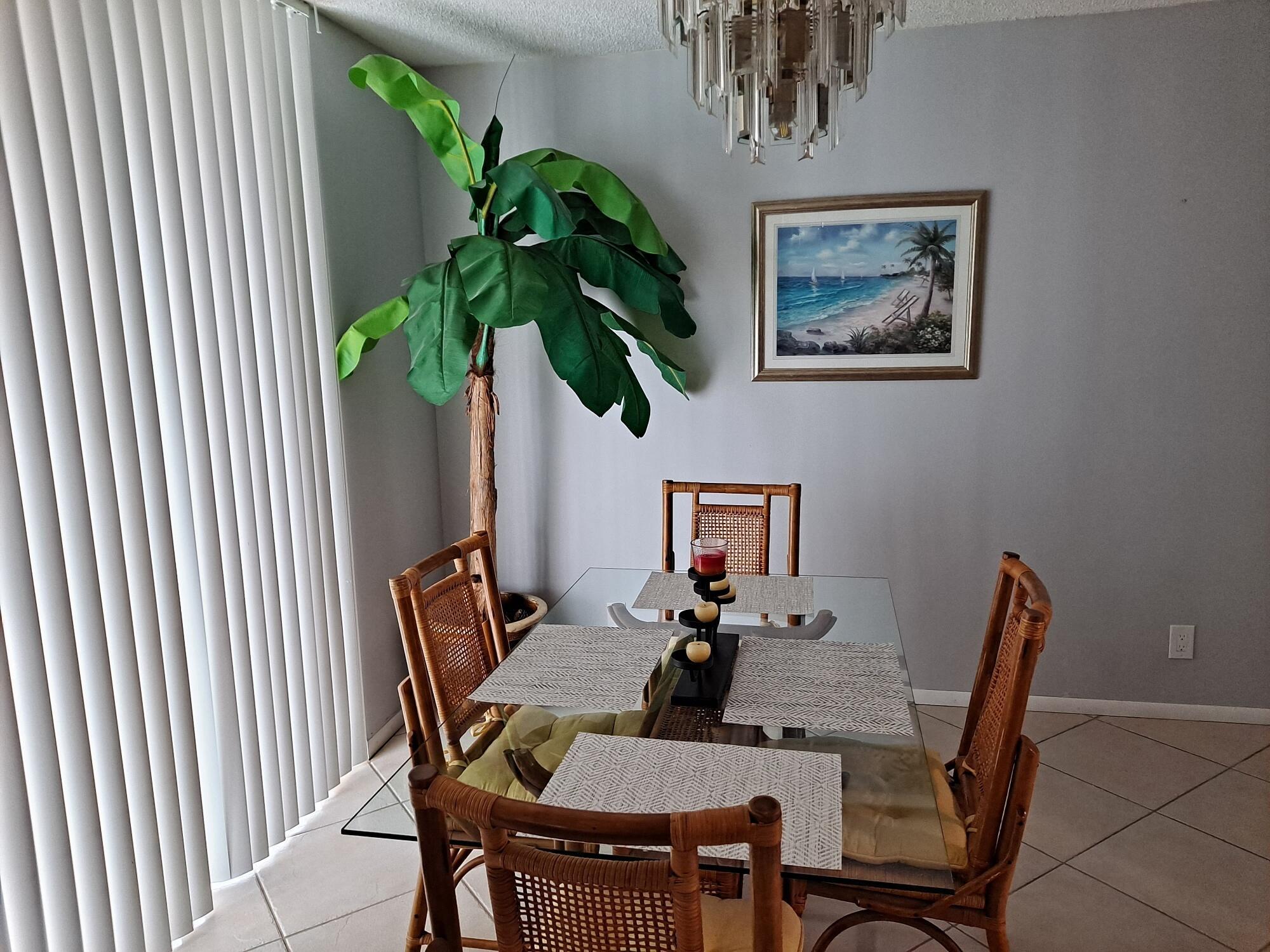 LAVERS DELRAY RACQUET CLU - Residential