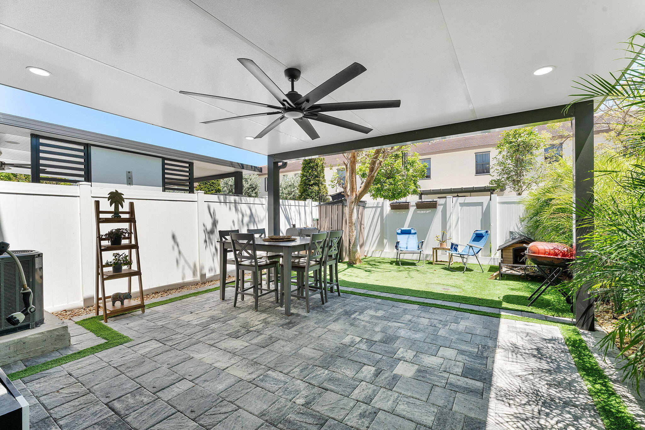 AQUABELLA SECTION TWO - Residential Lease