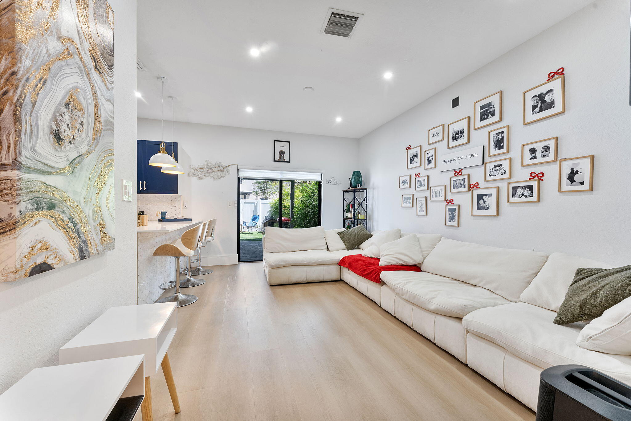 AQUABELLA SECTION TWO - Residential Lease