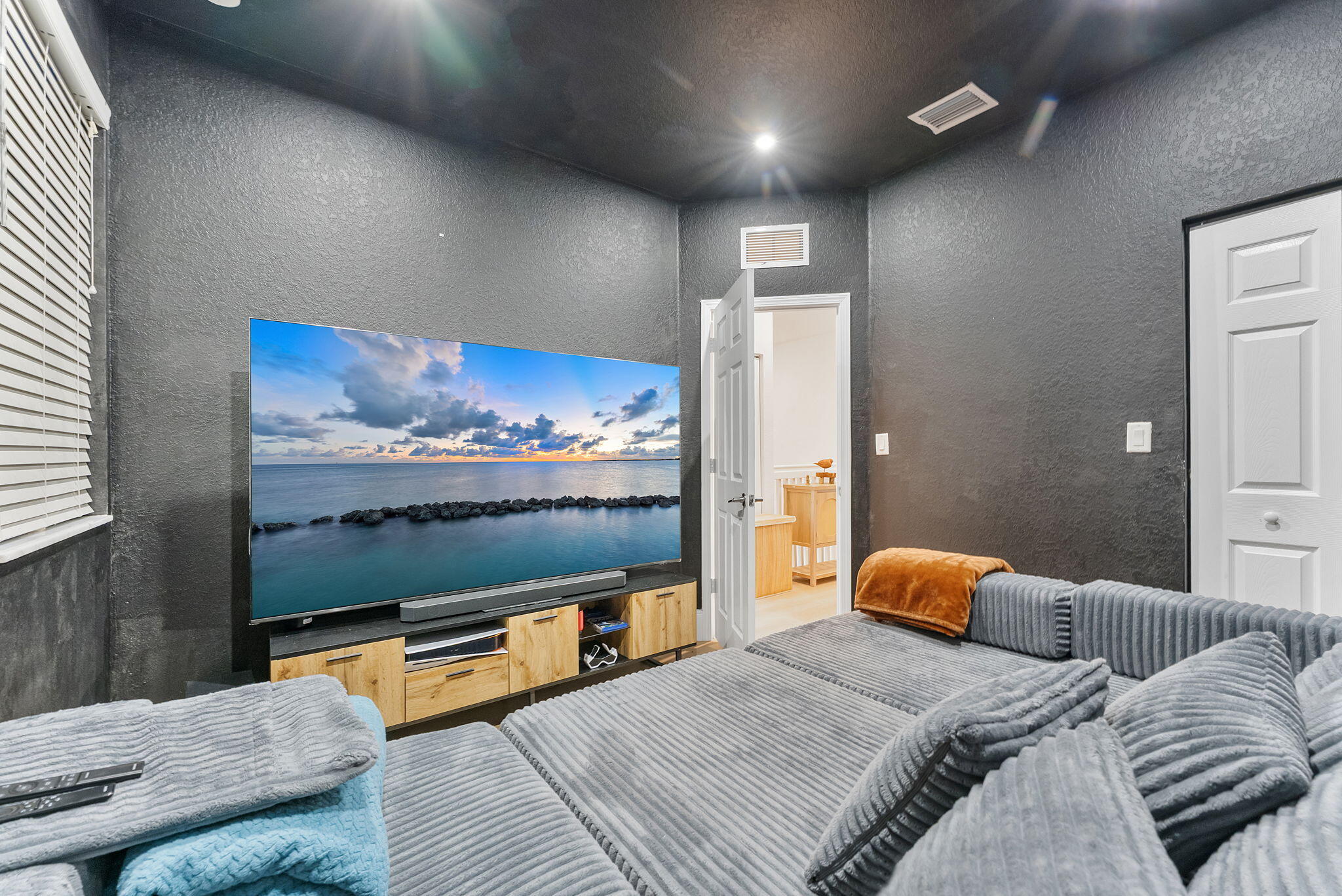 AQUABELLA SECTION TWO - Residential Lease