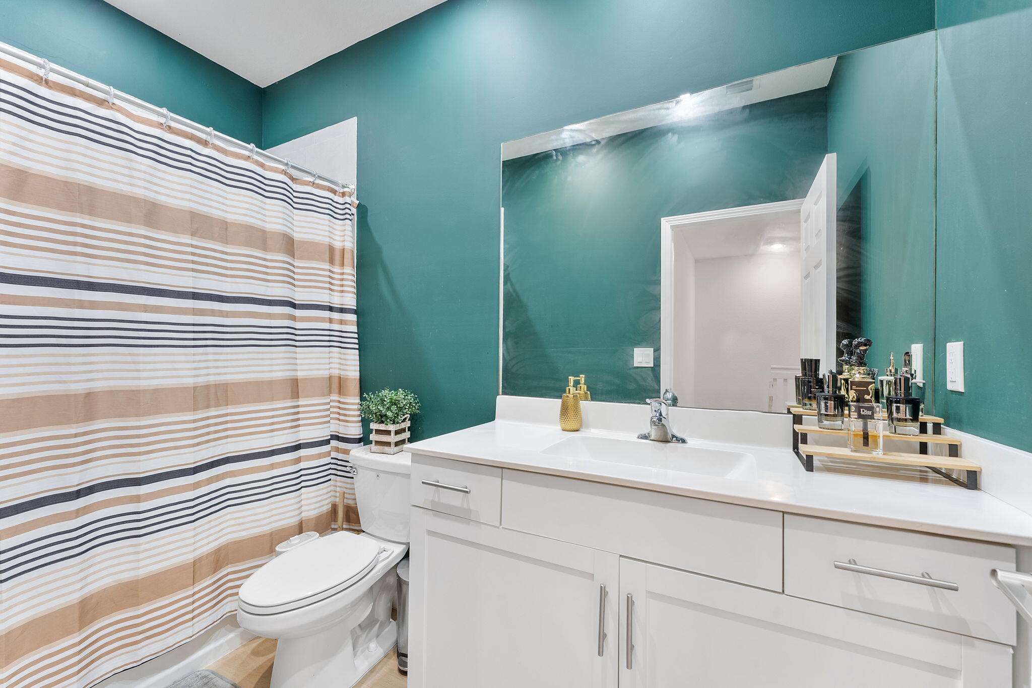 AQUABELLA SECTION TWO - Residential Lease