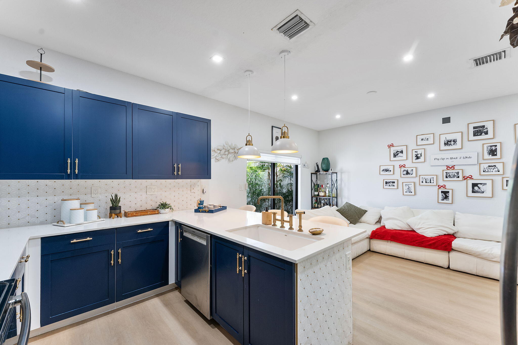 AQUABELLA SECTION TWO - Residential Lease