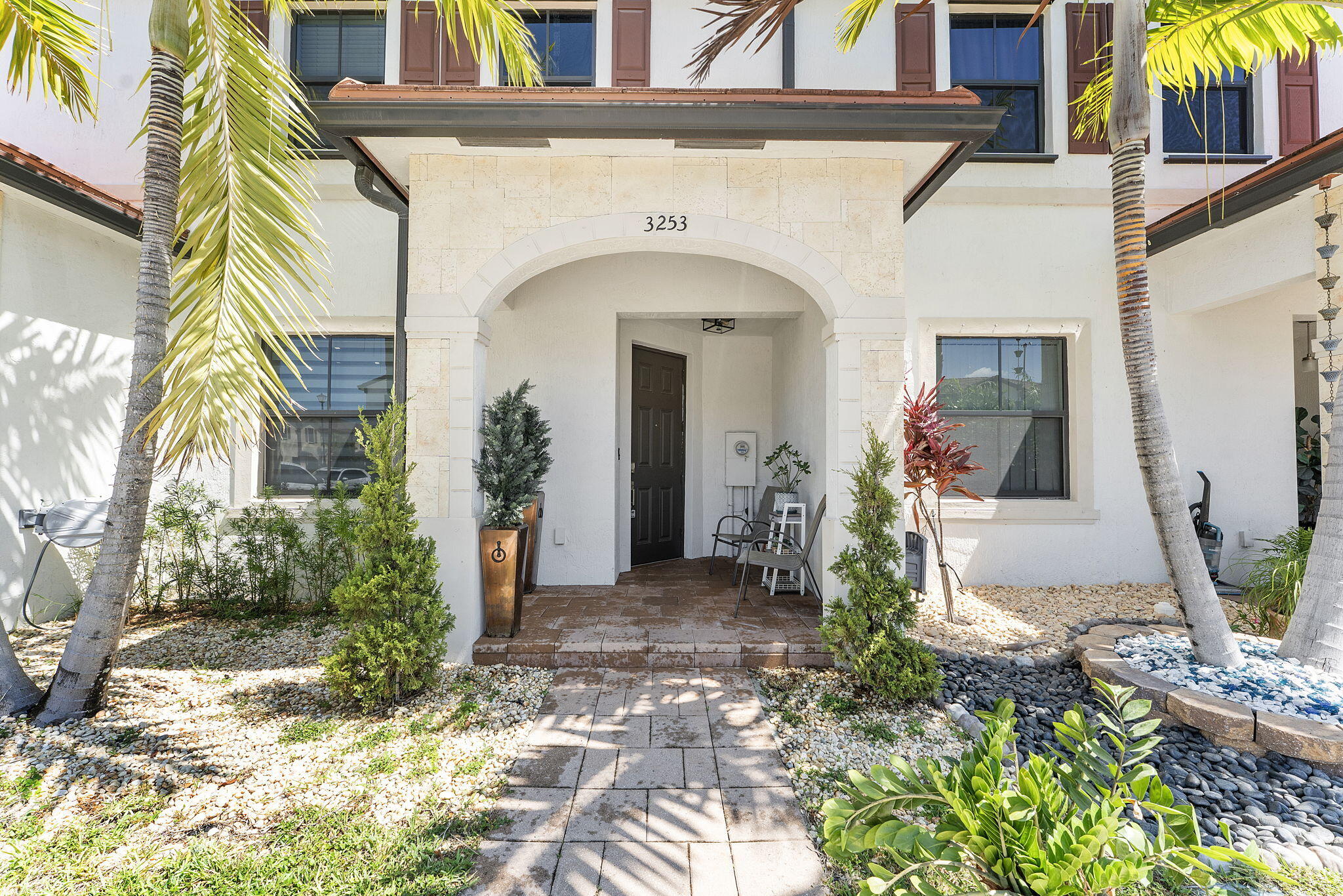 AQUABELLA SECTION TWO - Residential Lease