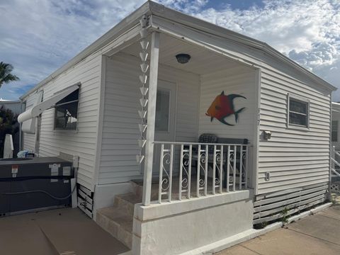 17 Ruthmary Avenue F Briny Breezes FL 33435