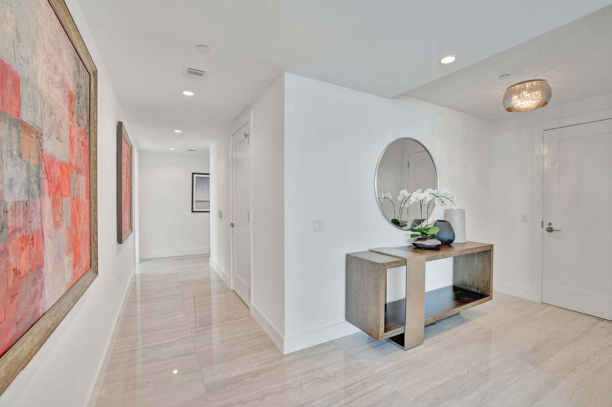 One Hundred Las Olas - Residential