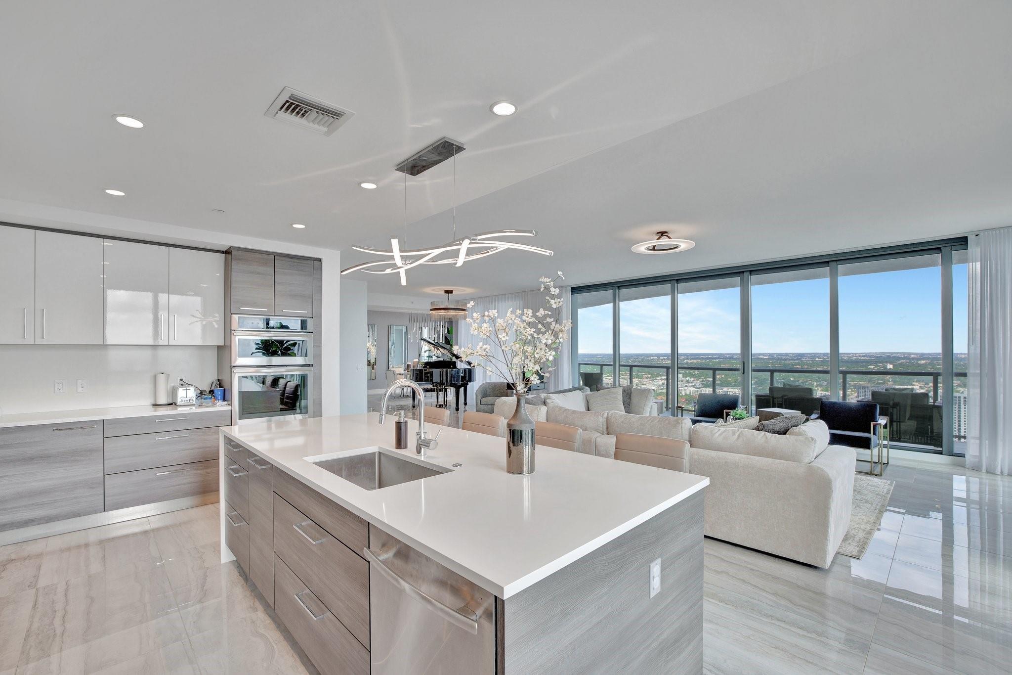 One Hundred Las Olas - Residential