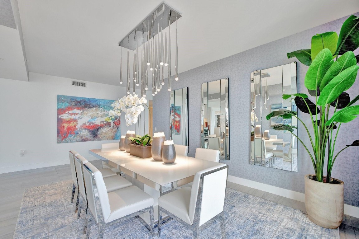 One Hundred Las Olas - Residential