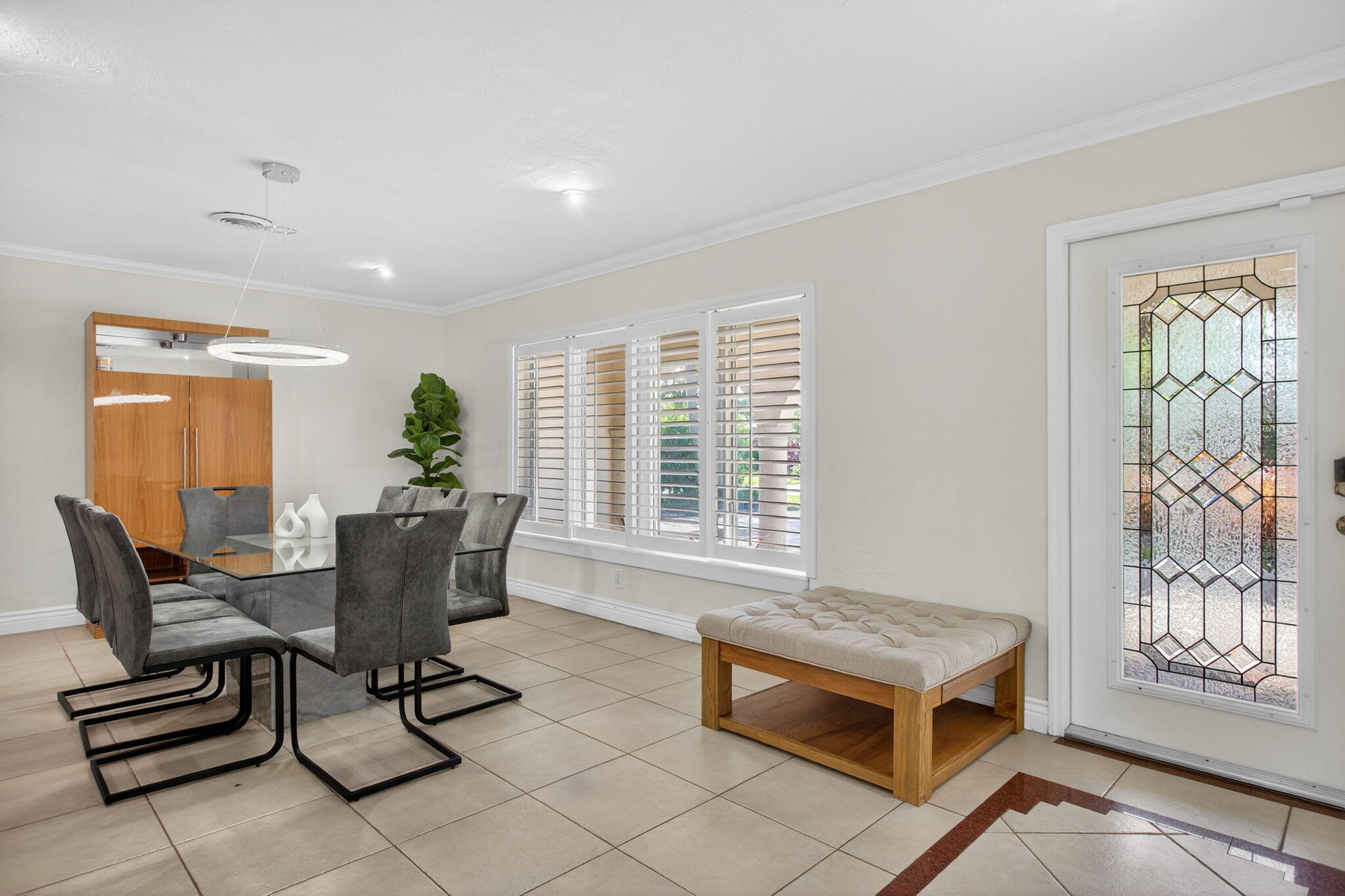 CORAL POINT - Residential