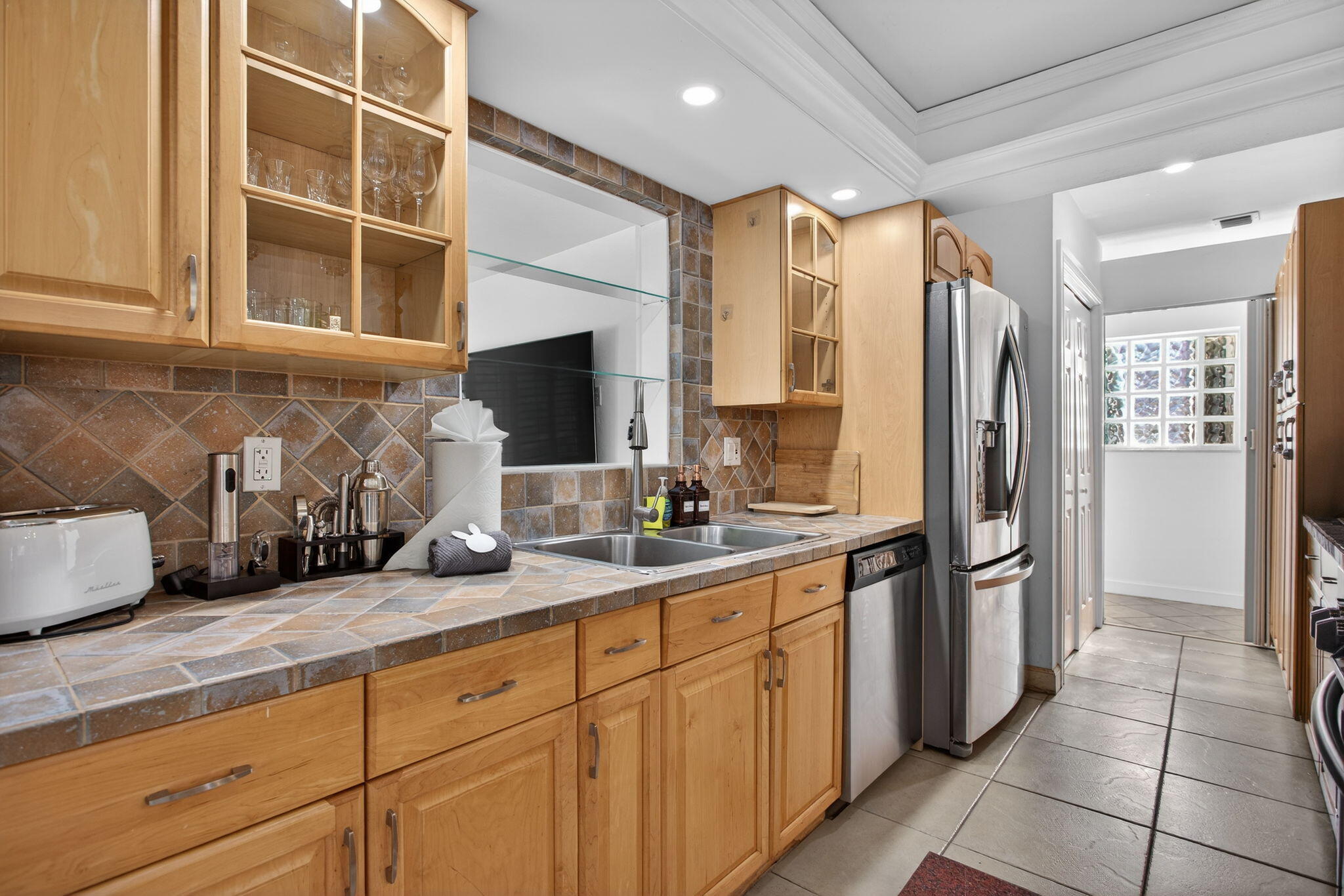 CORAL POINT - Residential