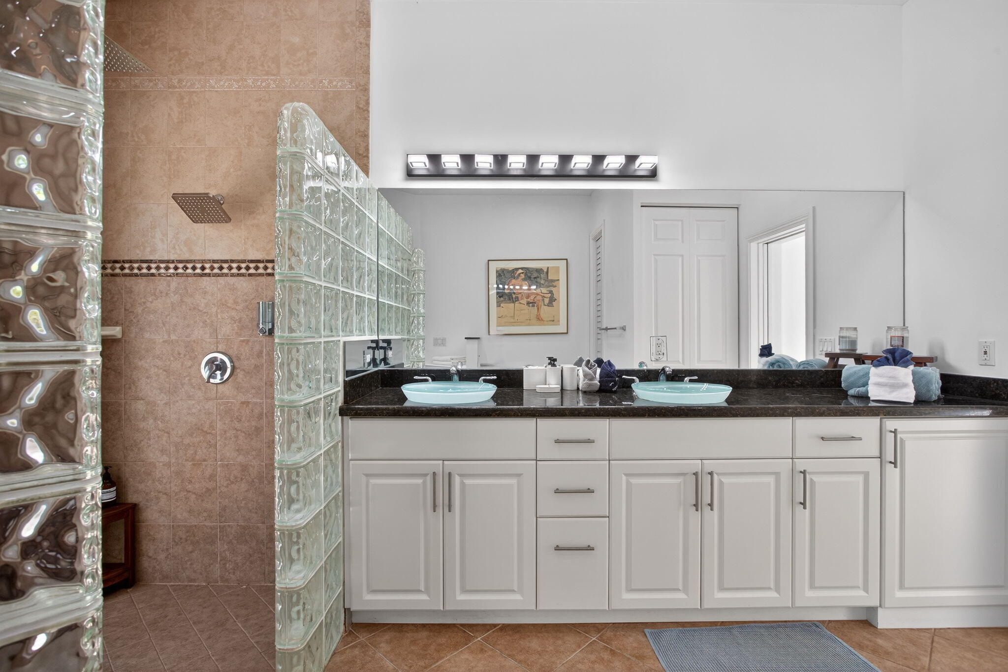 CORAL POINT - Residential