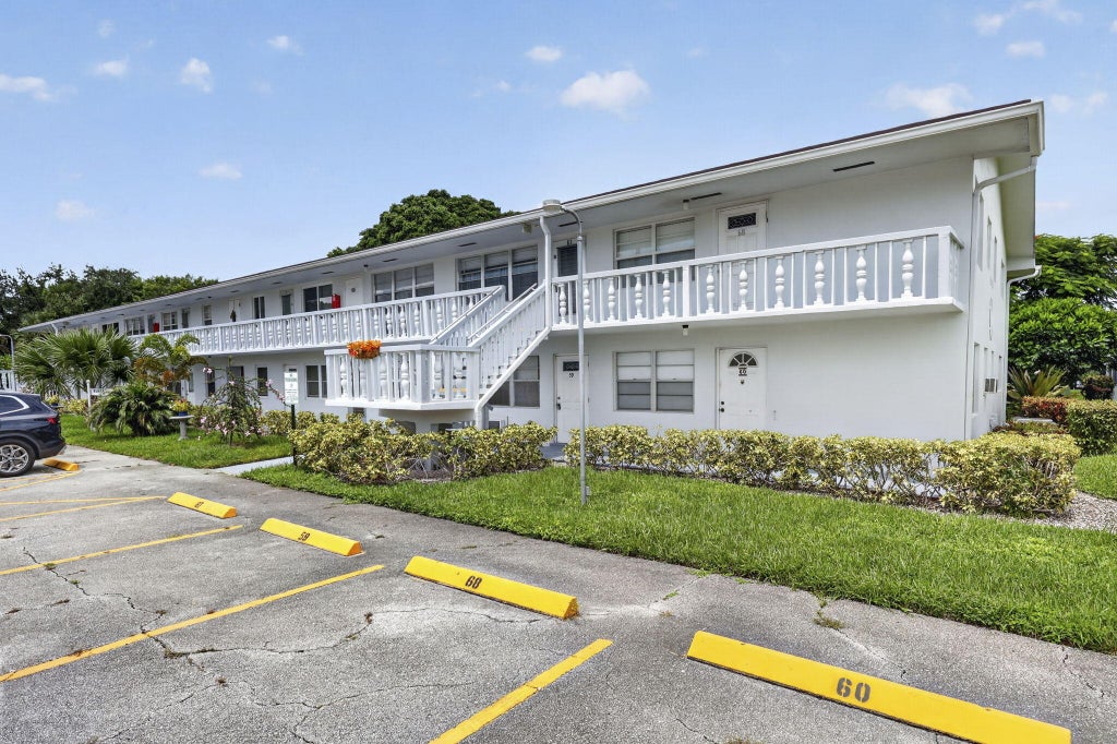 Photo of 62 Sussex C, West Palm Beach, FL 33417 (MLS # B26073873)