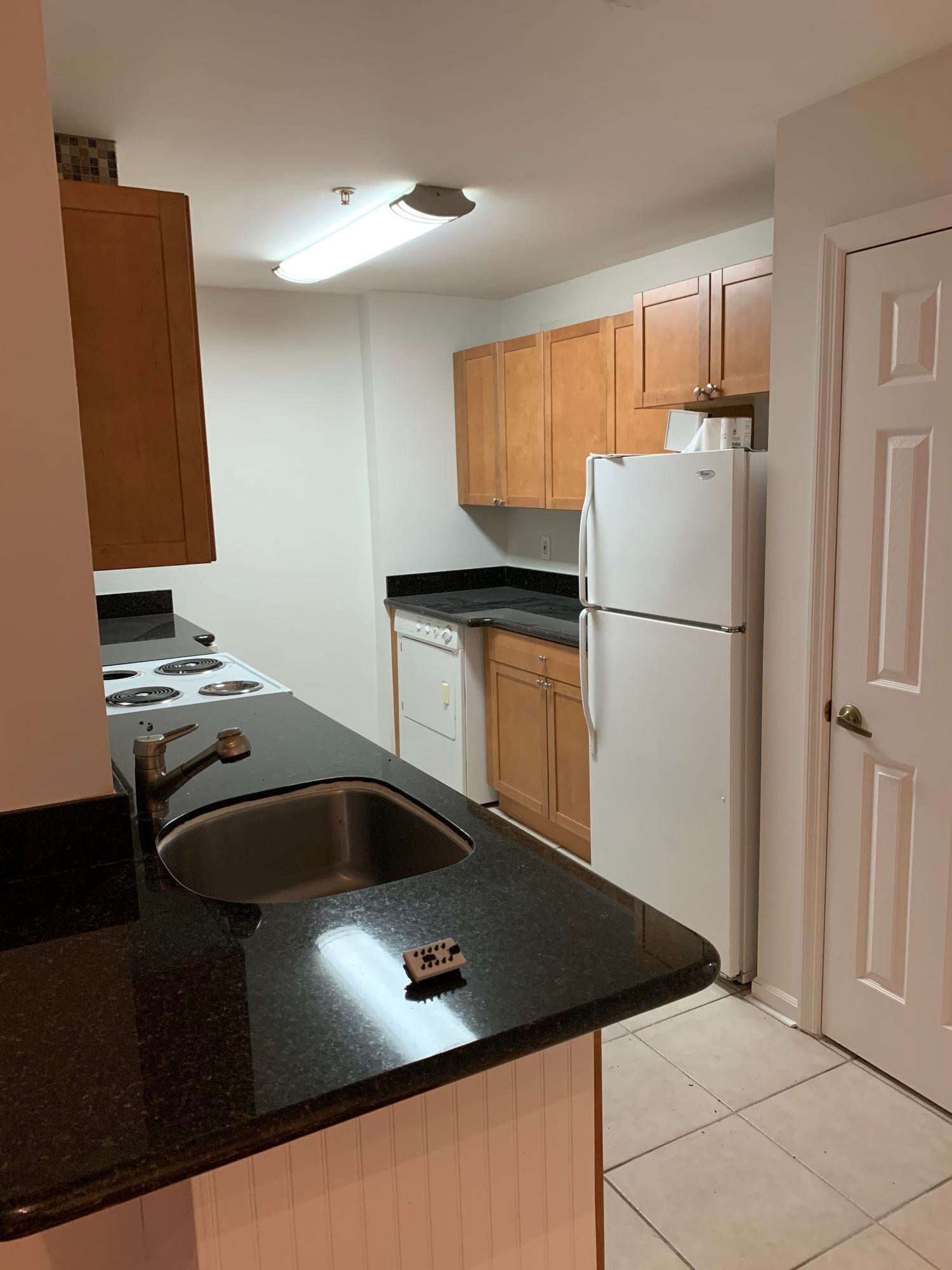 2080 Greenview Shores Boulevard 404