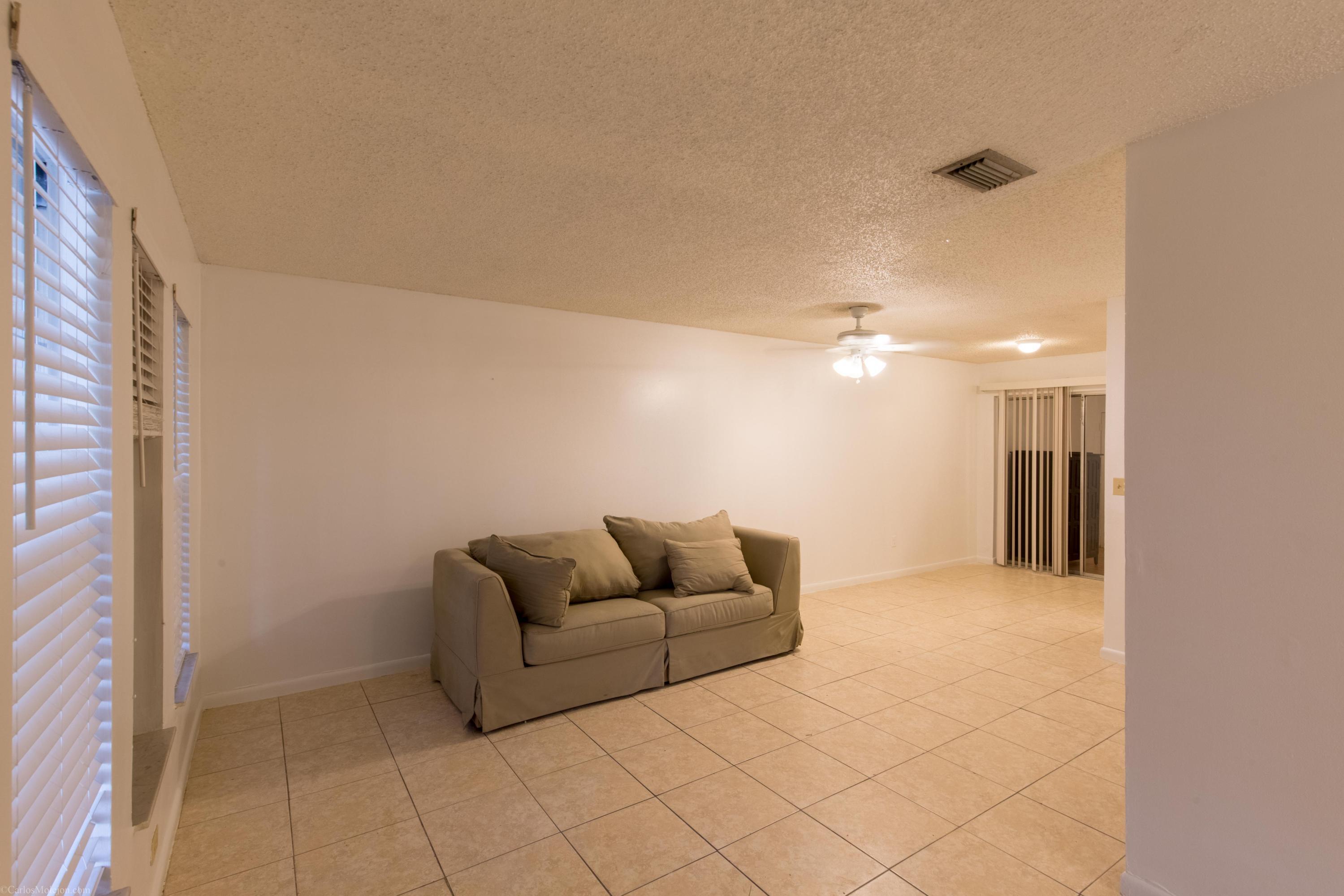 Properties 1348 Riverside Circle