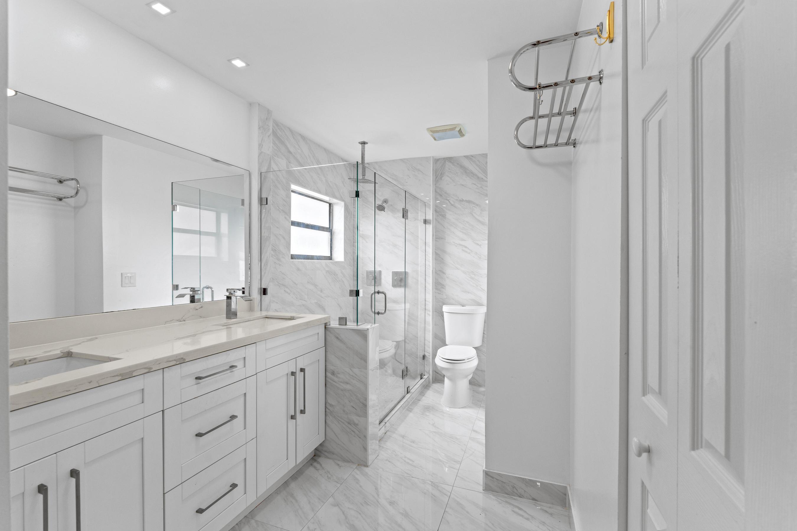 BANYAN COURTS CONDO - Residential Lease