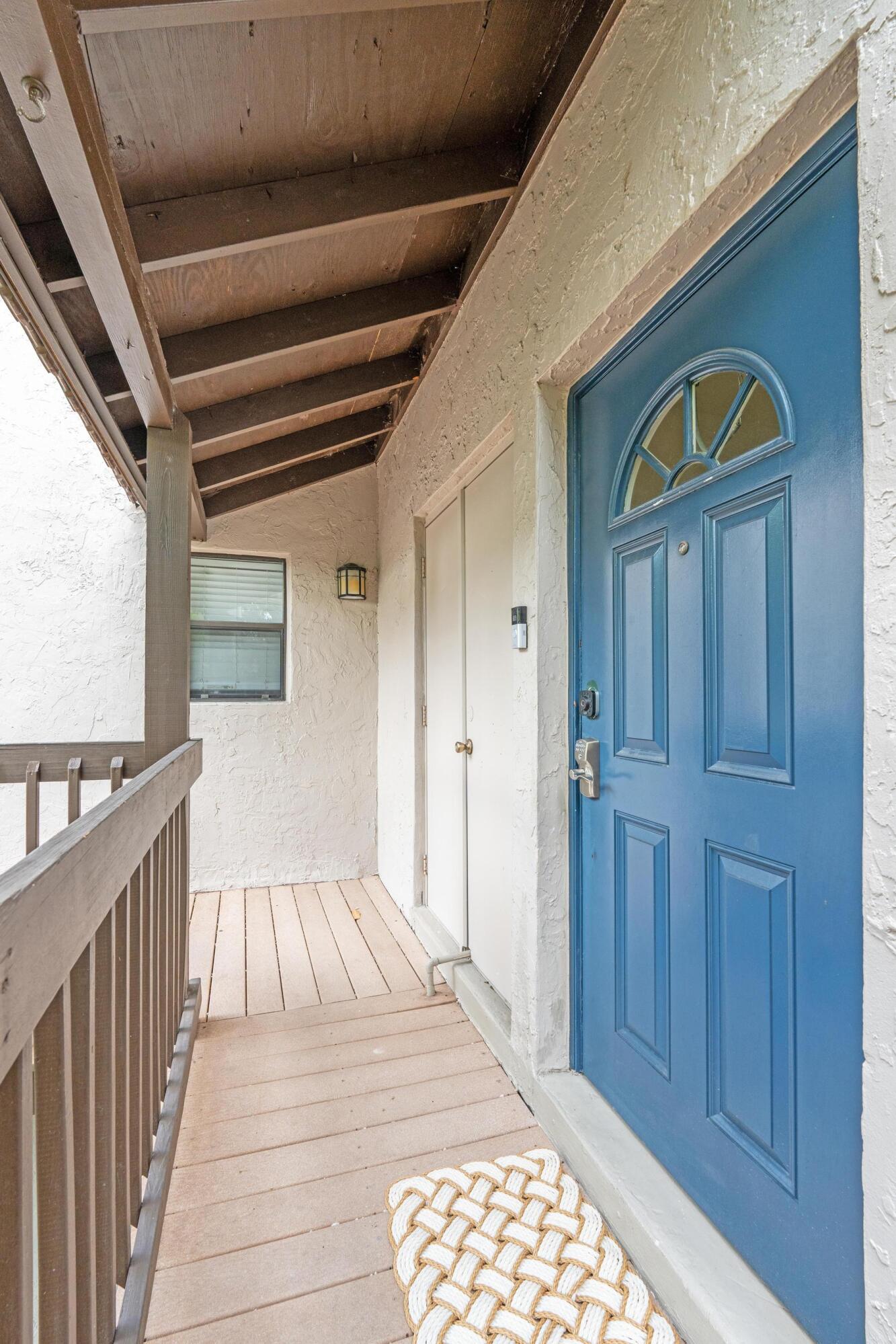 BANYAN COURTS CONDO - Residential Lease