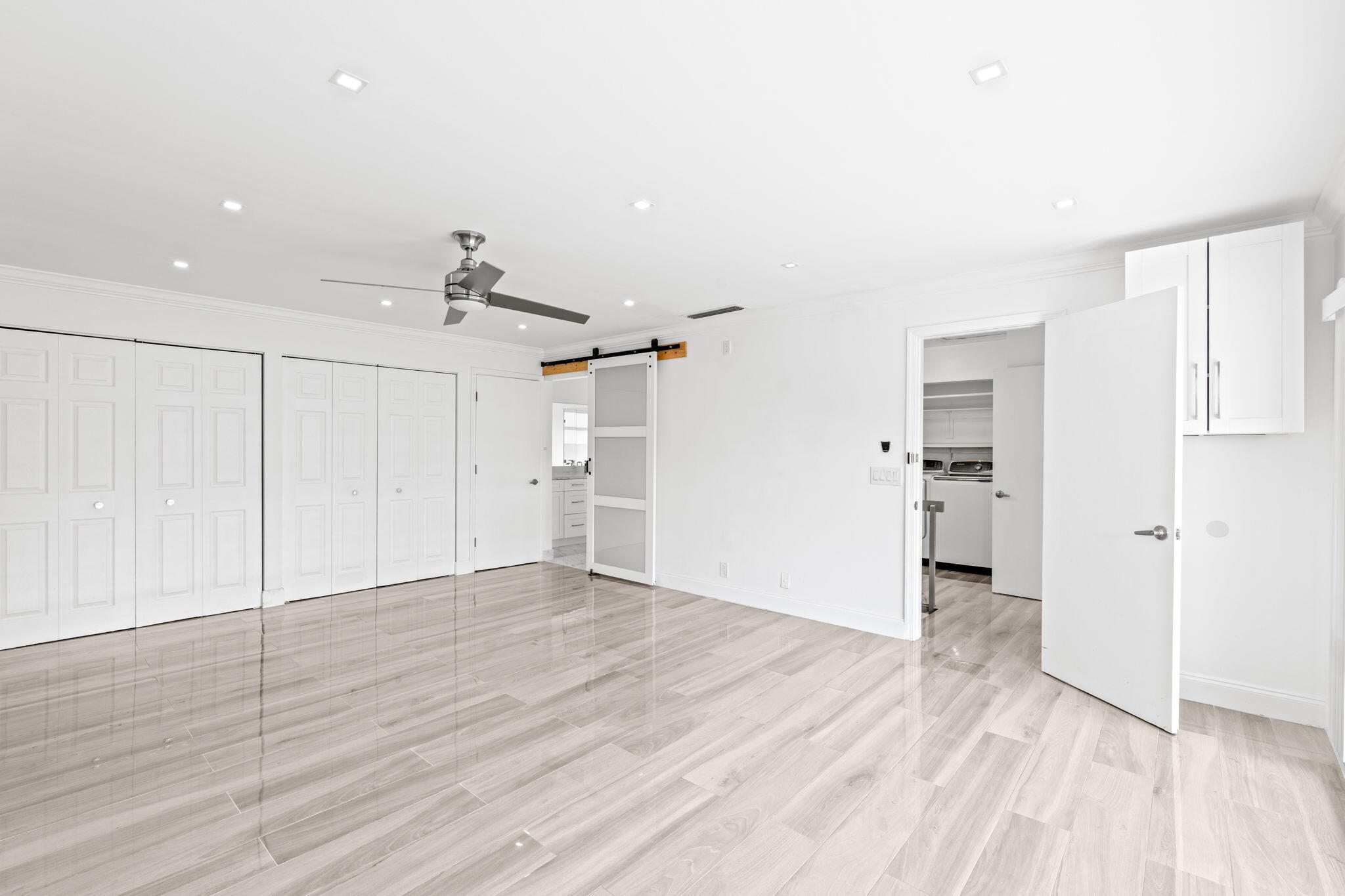 BANYAN COURTS CONDO - Residential Lease