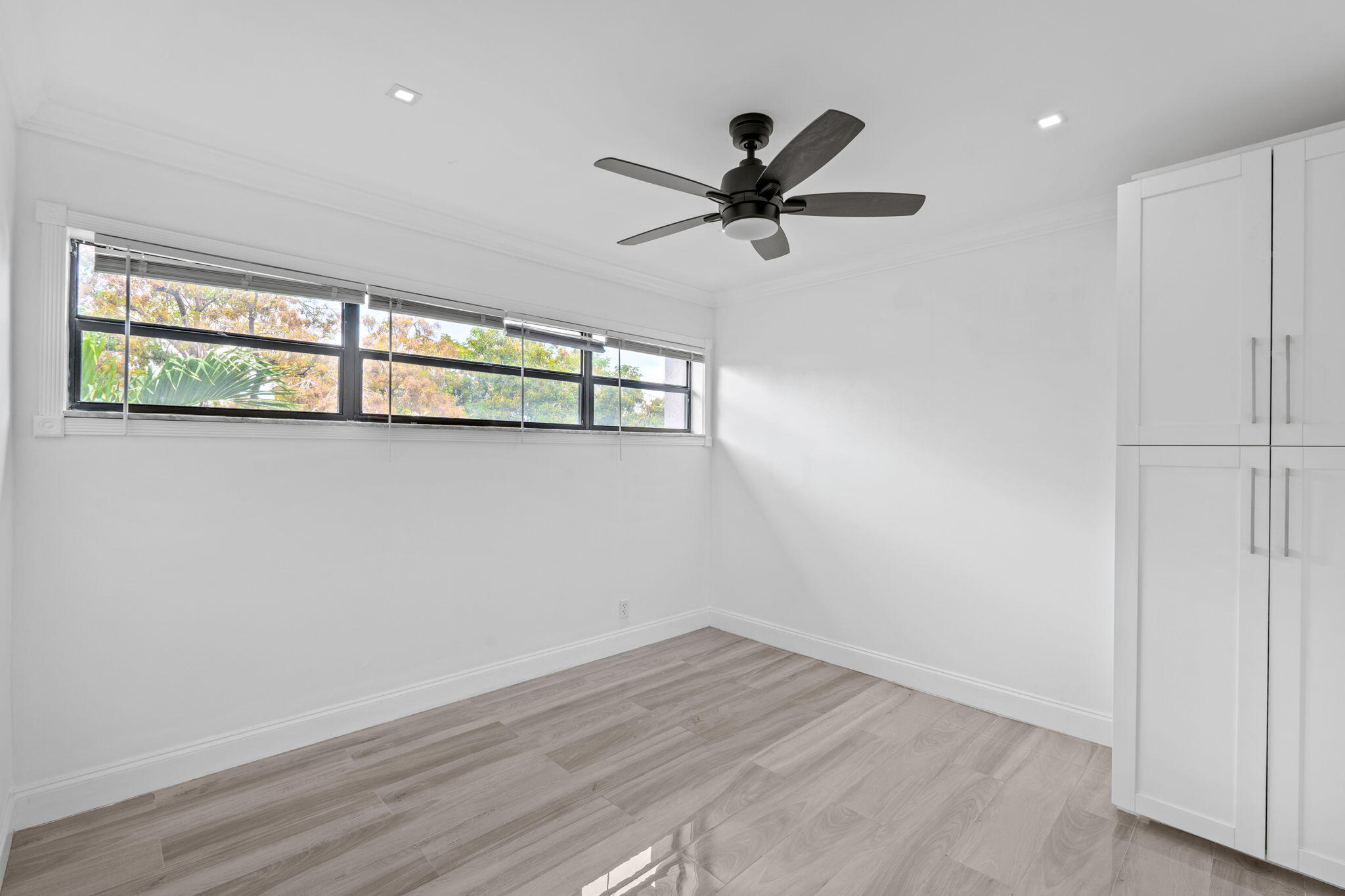 BANYAN COURTS CONDO - Residential Lease