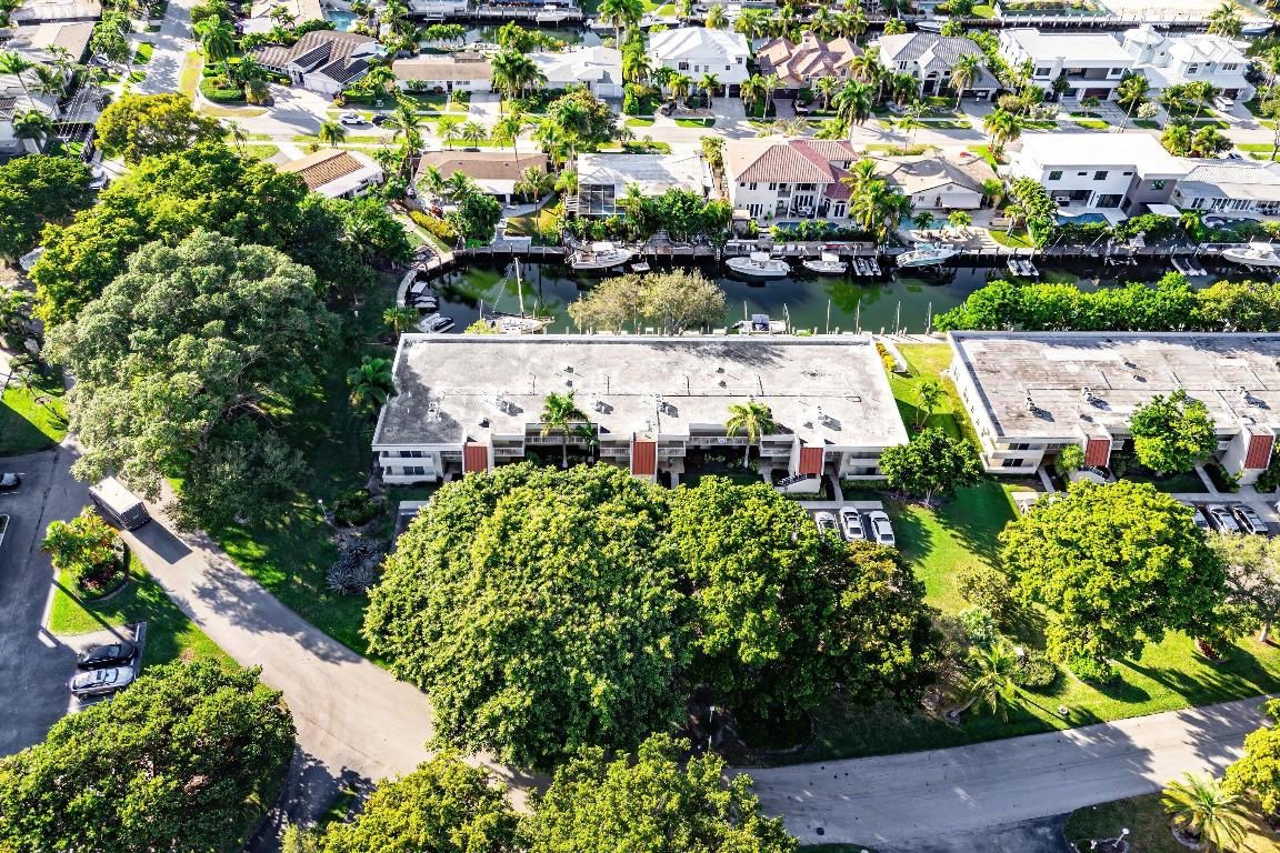 PALM-AIRE AT CORAL KEY GARDEN - Residential