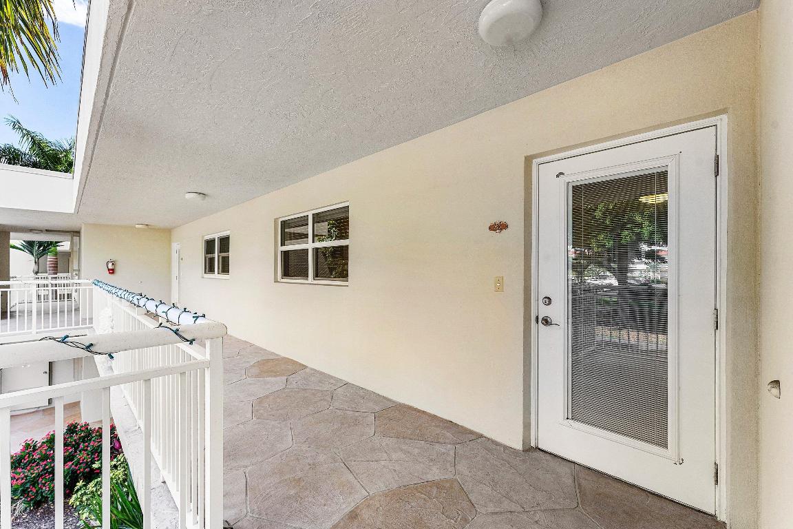 PALM-AIRE AT CORAL KEY GARDEN - Residential