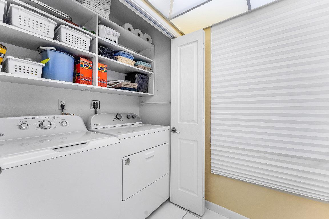 PALM-AIRE AT CORAL KEY GARDEN - Residential