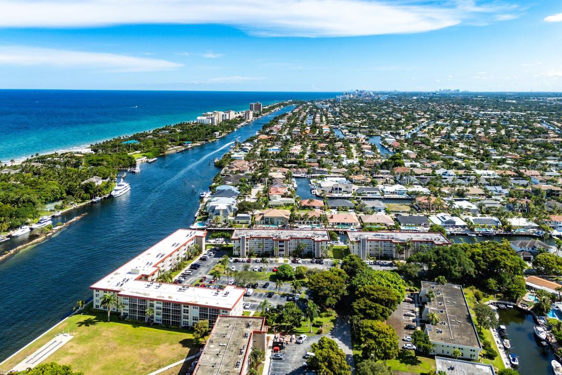 PALM-AIRE AT CORAL KEY GARDEN - Residential