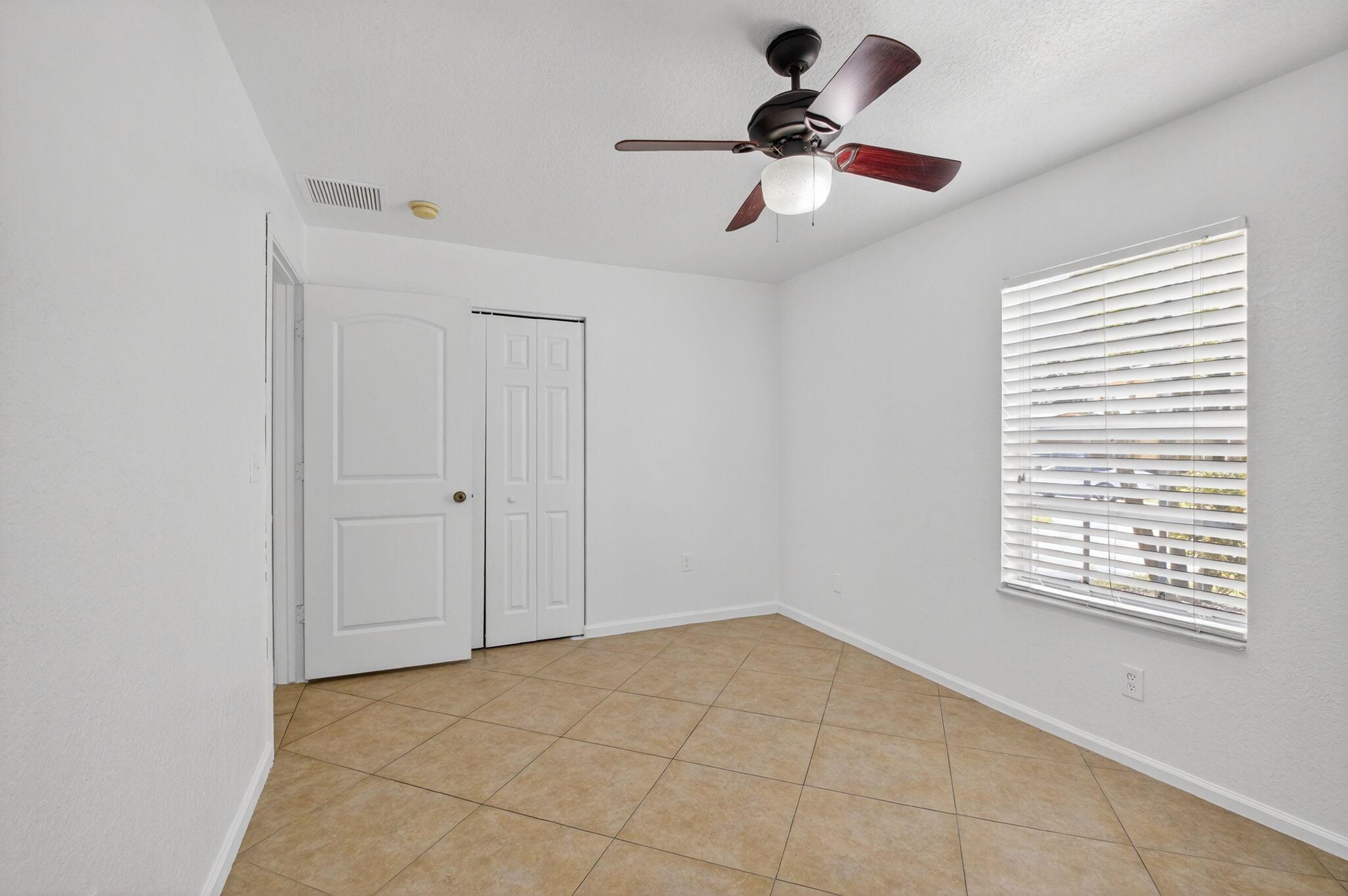 VICTORIA WOODS - Residential