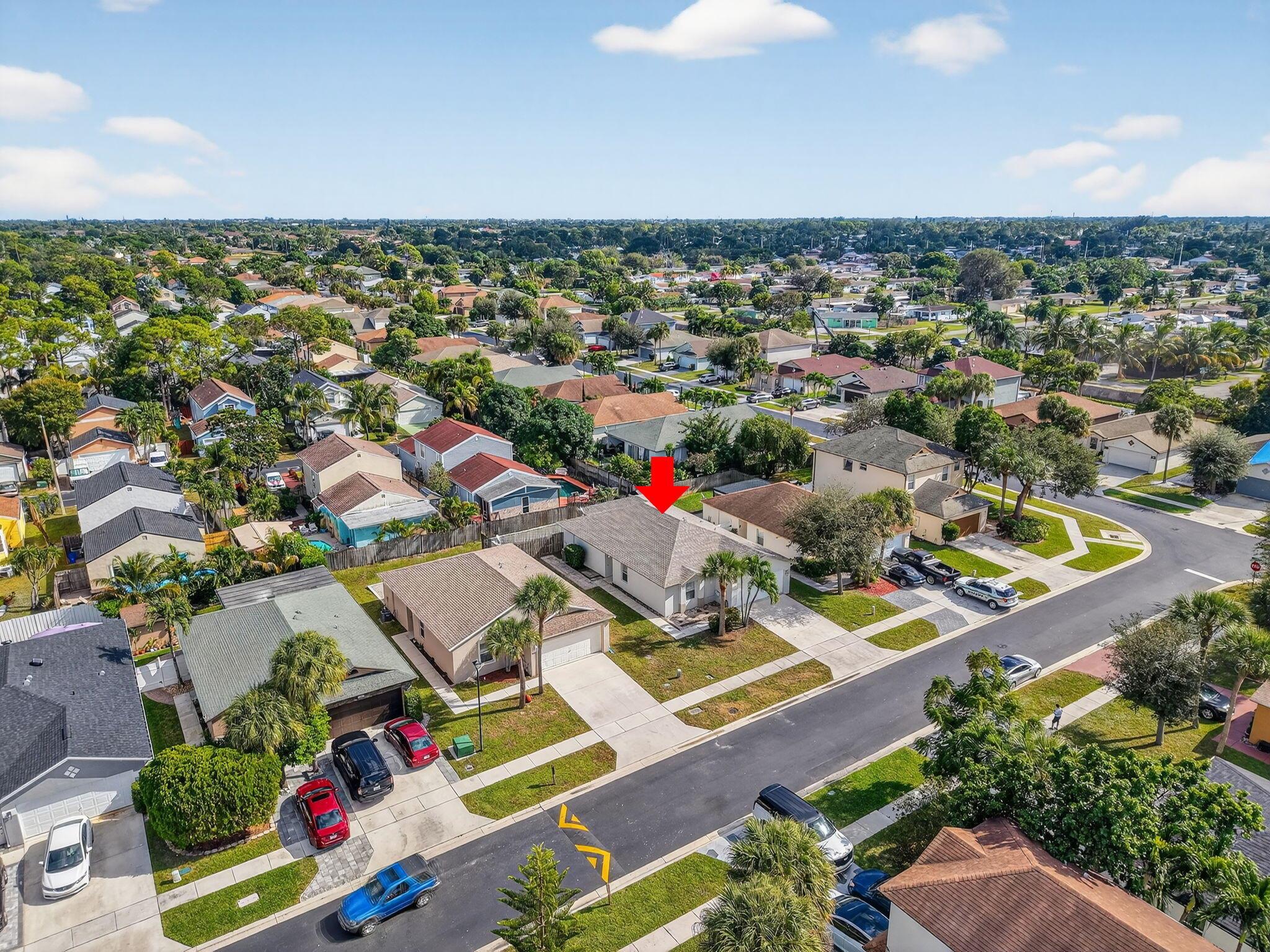 VICTORIA WOODS - Residential