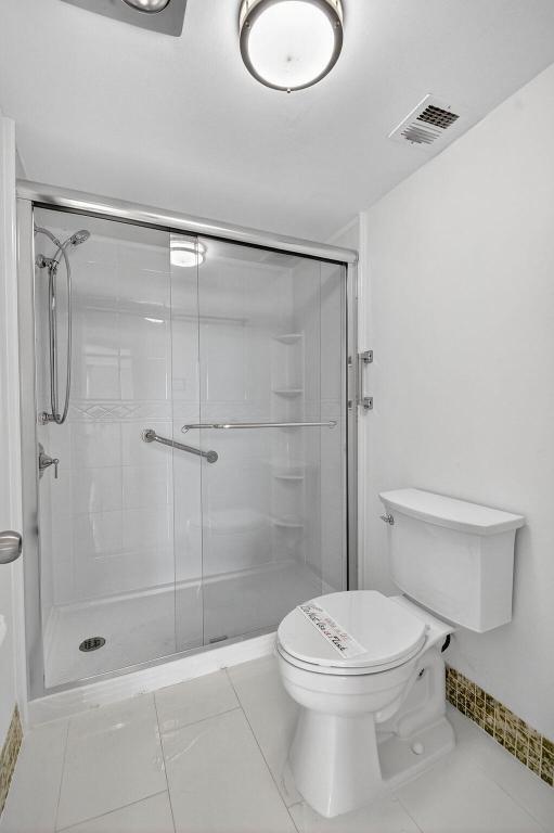 LAKE HARBOUR TOWERS CONDO - Residential