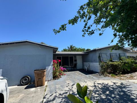 4310 NE 1st Terrace Pompano Beach FL 33064