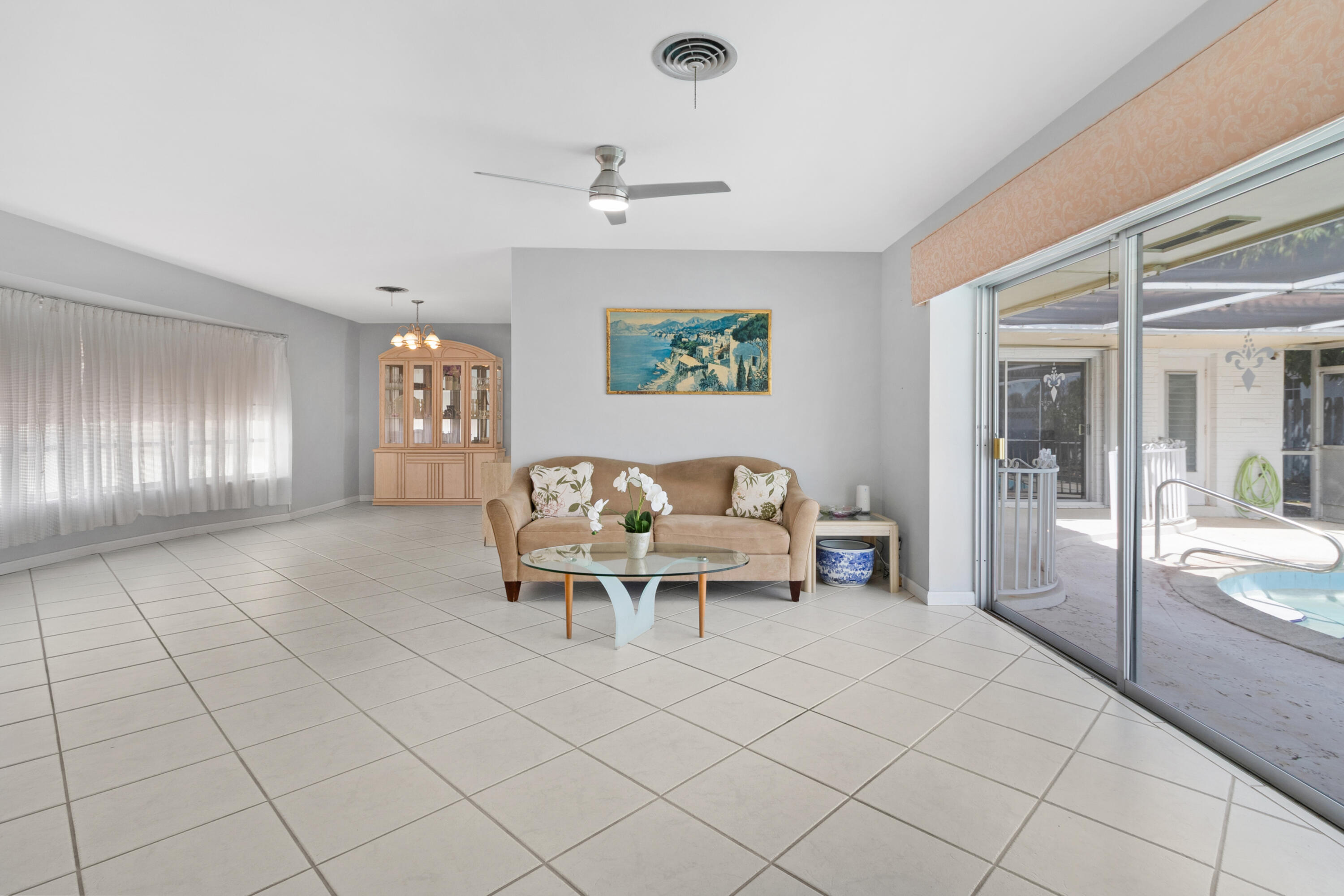 IMPERIAL POINT 1 SEC - Residential